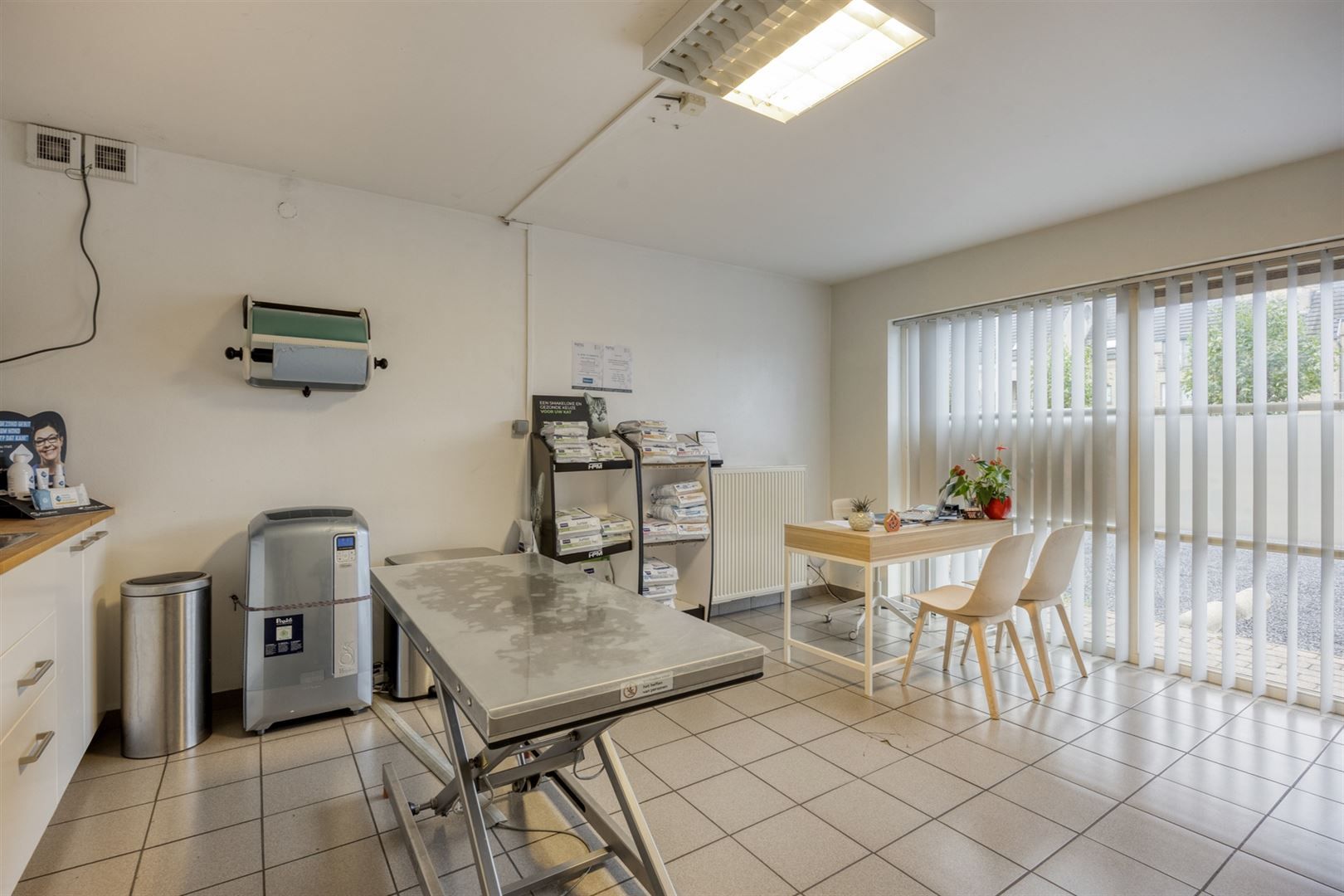 TE KOOP: Polyvalente handelsruimte te Houthalen-Oost!  foto 6