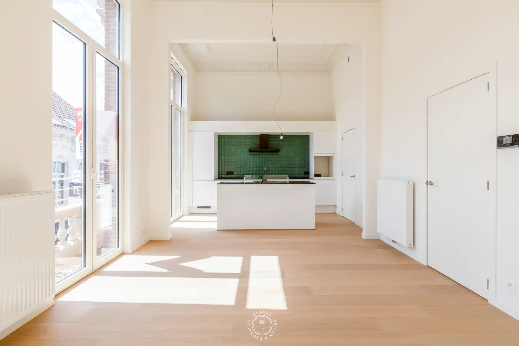 Stijlvol 2 slaapkamer appartement in een unieke, historische setting foto 5