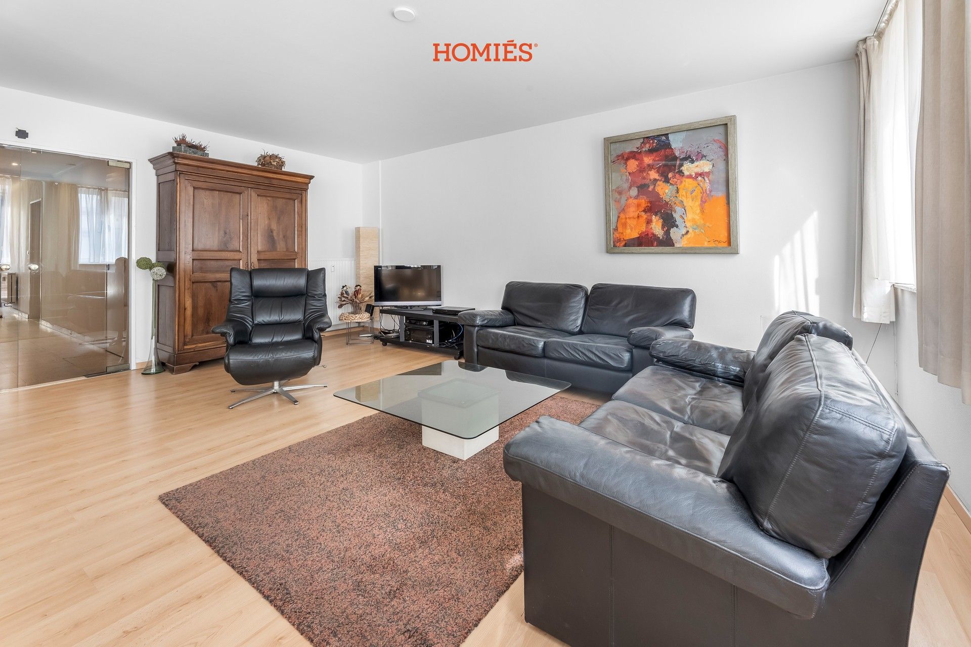 Bemeubeld 2-slpk appartement met riant terras en garagebox foto {{pictureIndex}}