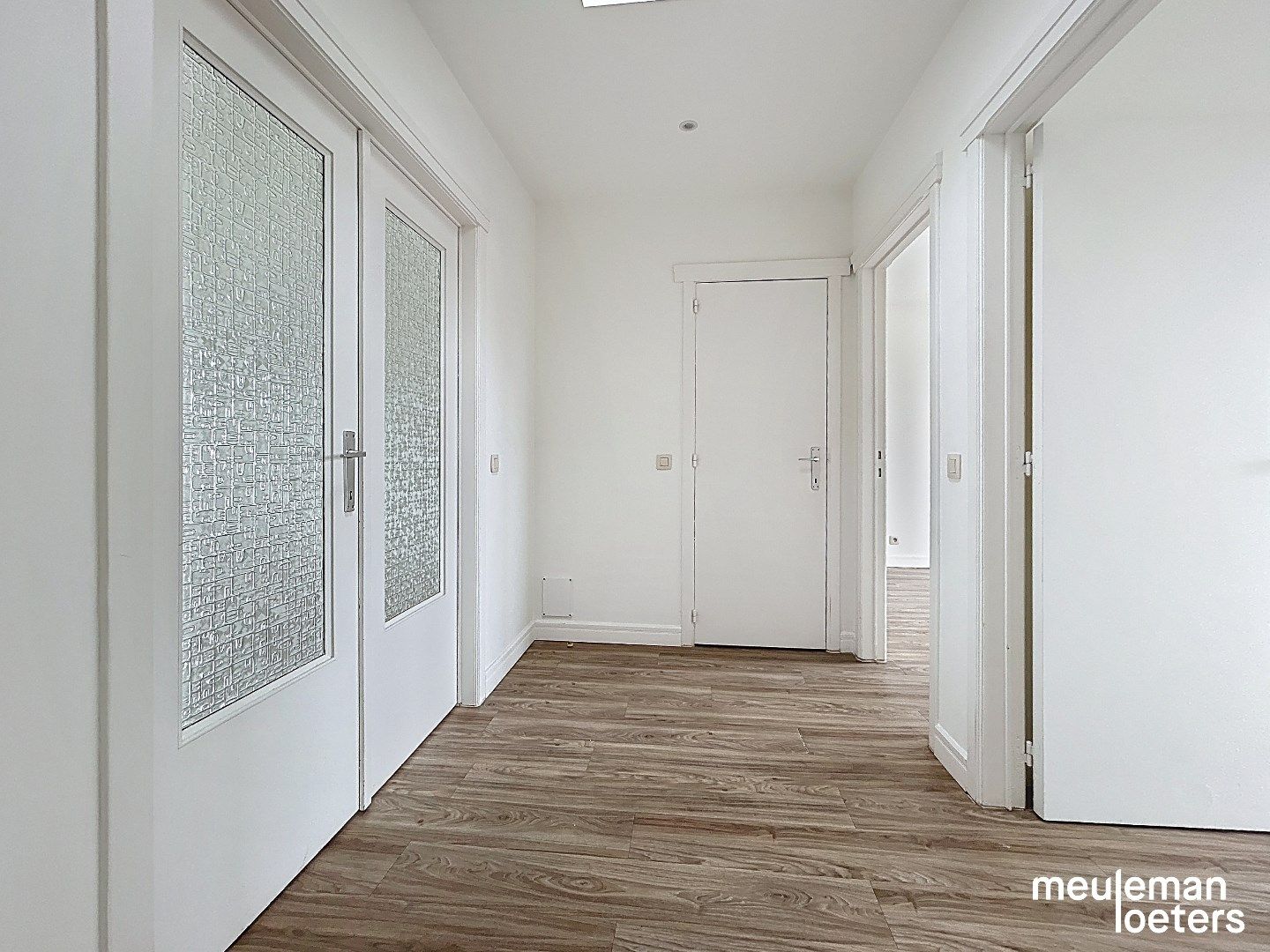 lichtrijk en energiezuinig appartement met balkon foto 3