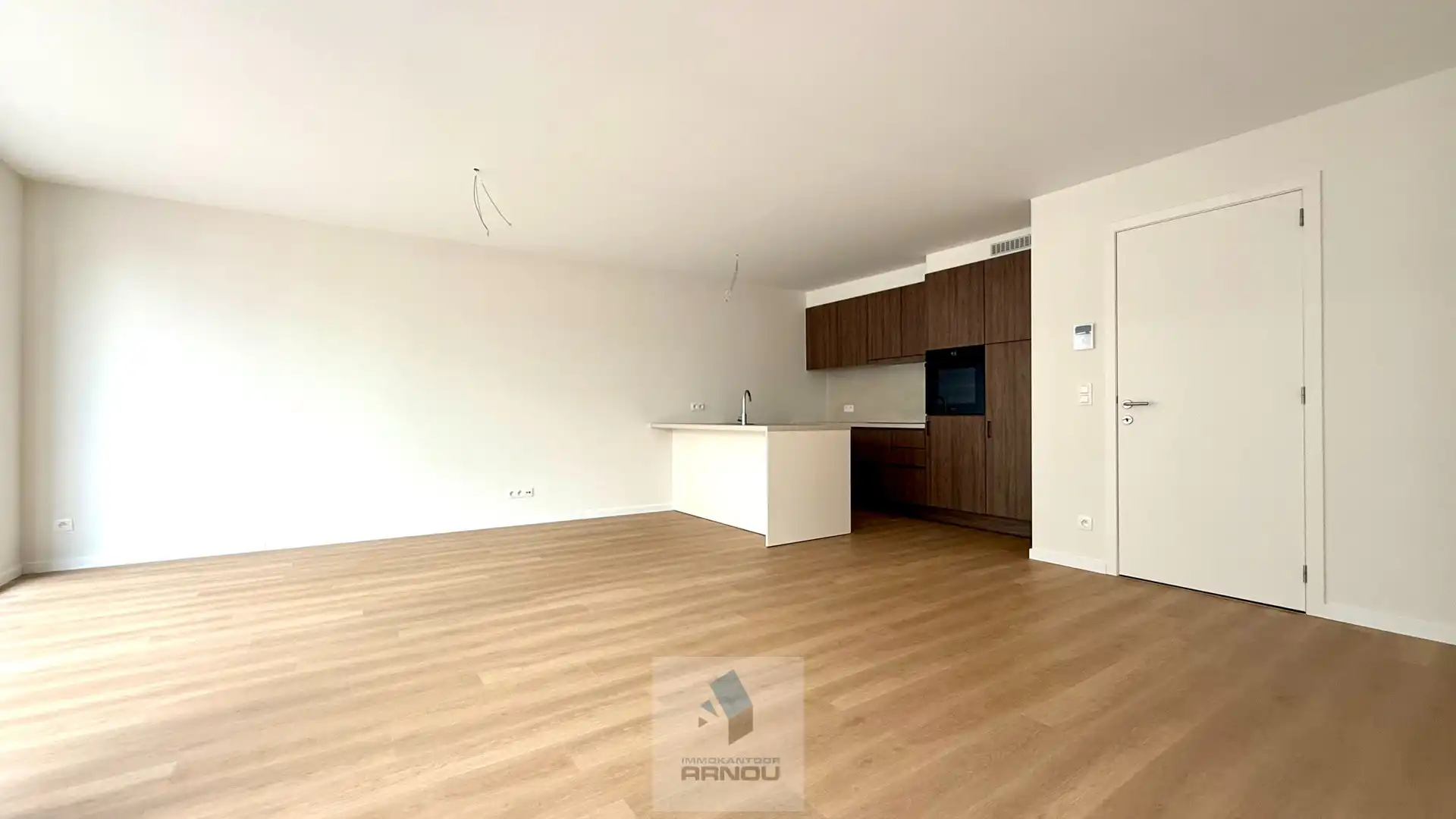 Prachtig ruim nieuwbouwappartement met 2 slaapkamer en garage foto 5