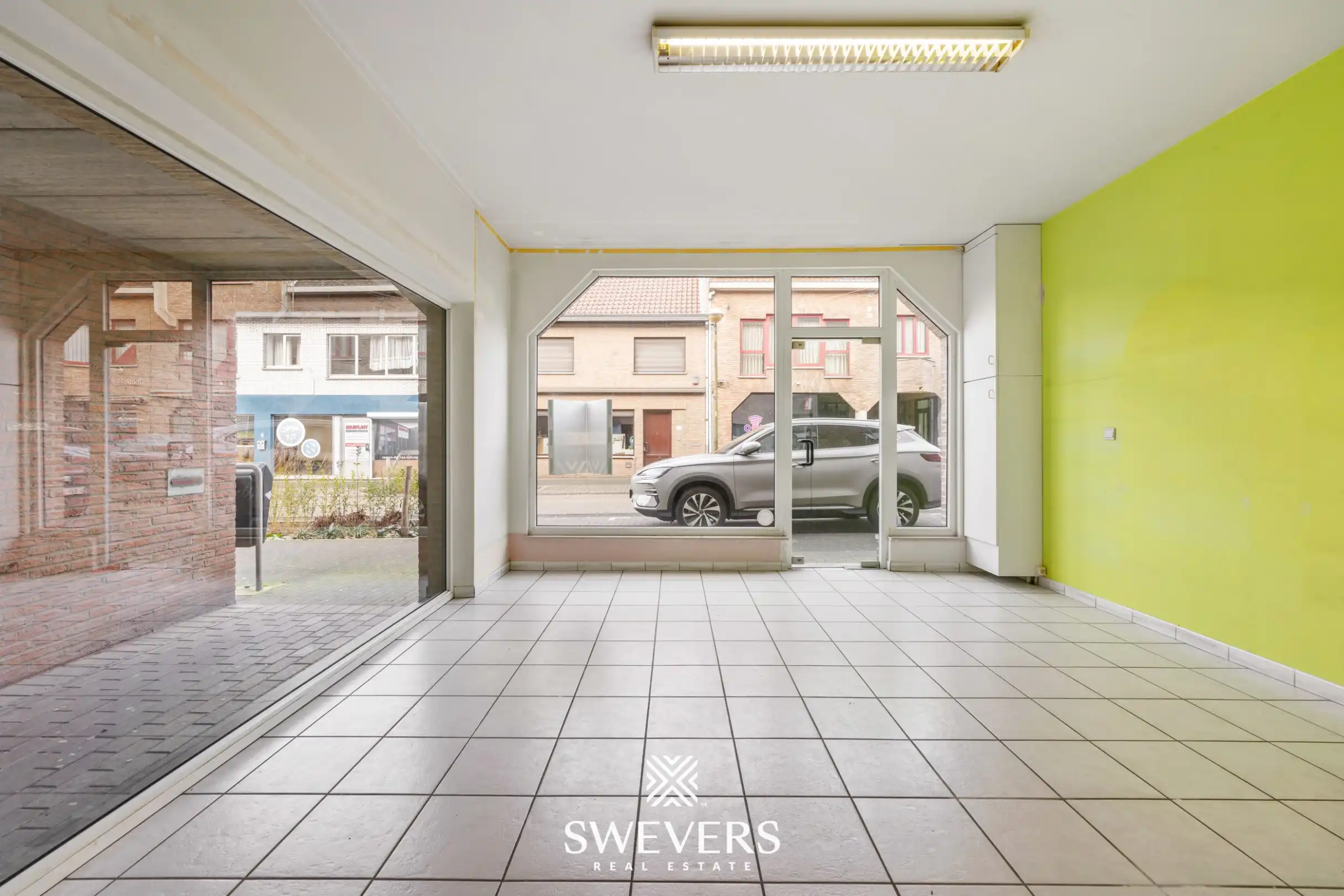 Commercieel pand met garage in centrum Beringen foto 6