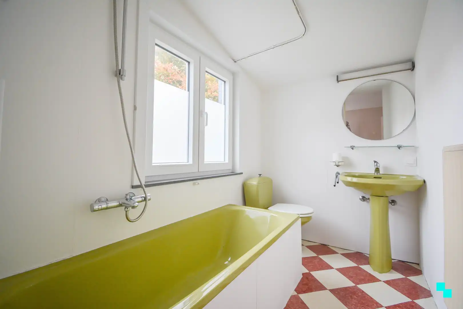 Licht te renoveren HOB te Lichtervelde foto 18