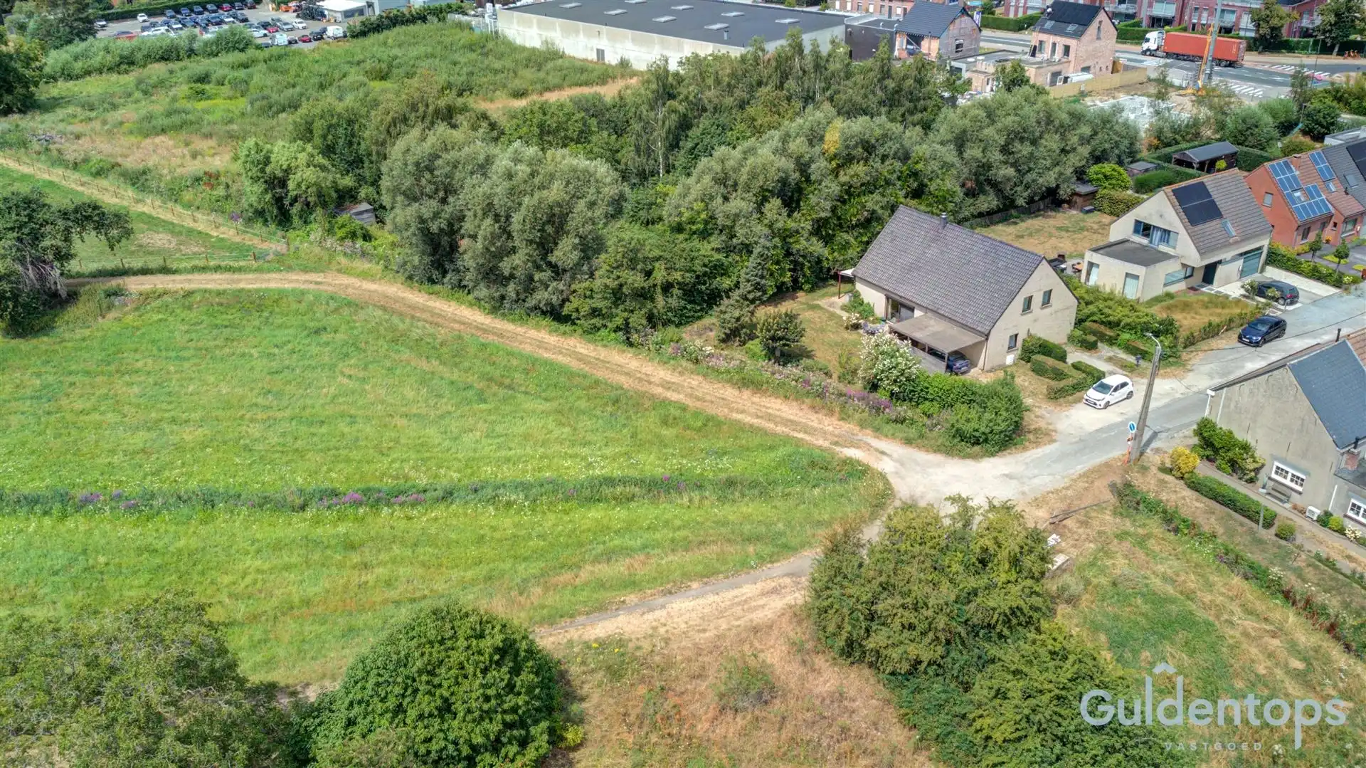 Uniek wonen op zalige ligging met veel mogelijkheden foto 3
