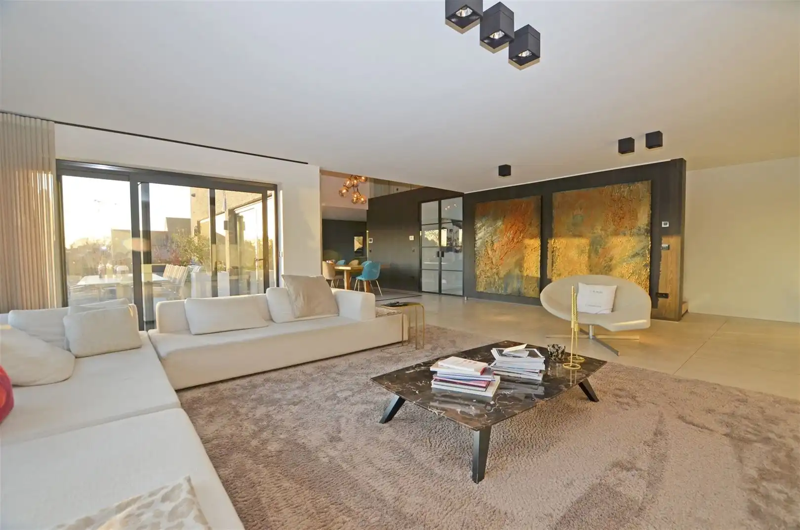 Landelijk gelegen villa met weids zicht. foto 4