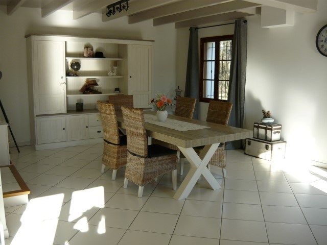 Instapklare villa op mooi perceel grond foto 5