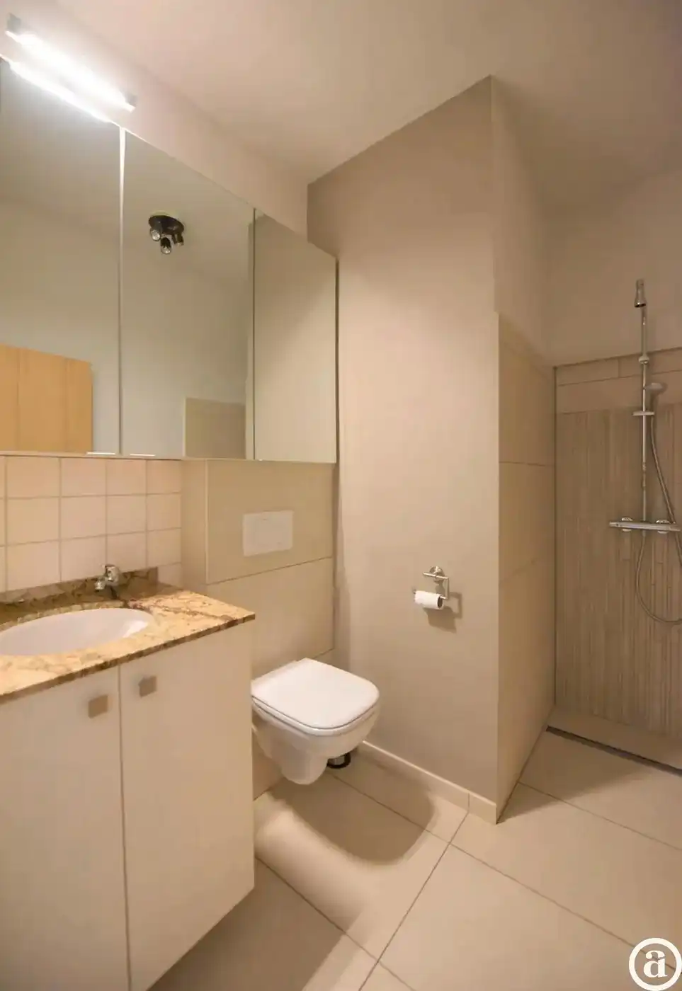 Gerenoveerde studio nabij het strand [Zwaluwenlaan] foto 6