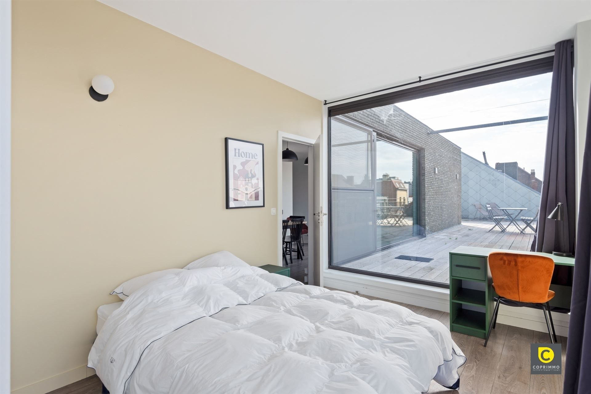 Luxueus penthouse met 6 SLPKS, 2 BDKS en dakterras! foto 6