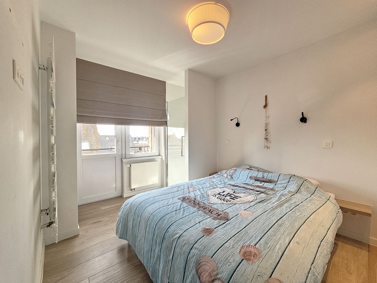 Prachtig gerenoveerd 3  slaapkamer appartement met frontaal zeezicht te Nieuwpoort-Bad foto 10