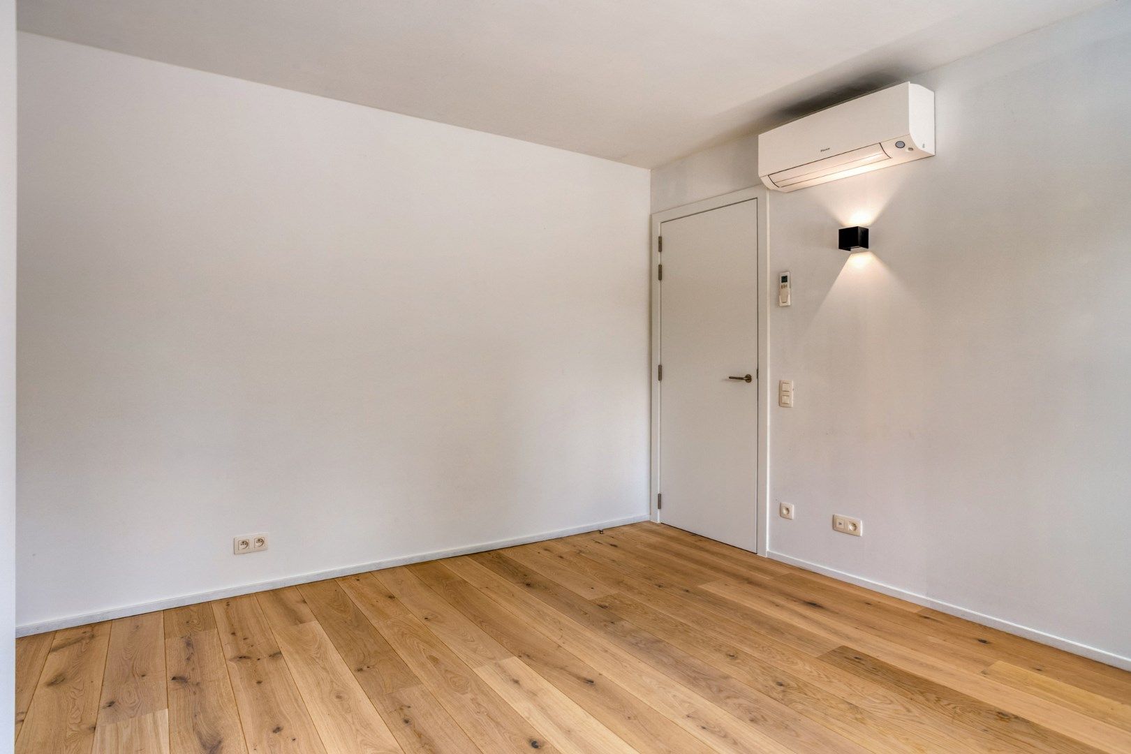 Gerenoveerde parel met 3 slaapkamers, dubbele garage op 540m² - EPC A! foto 15
