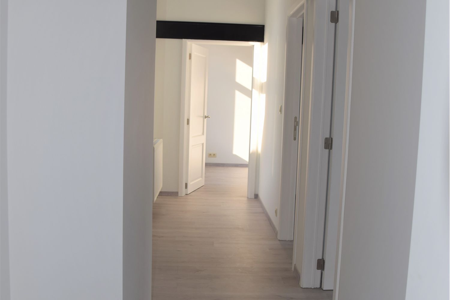 Woning met veel lichtinval! foto 8