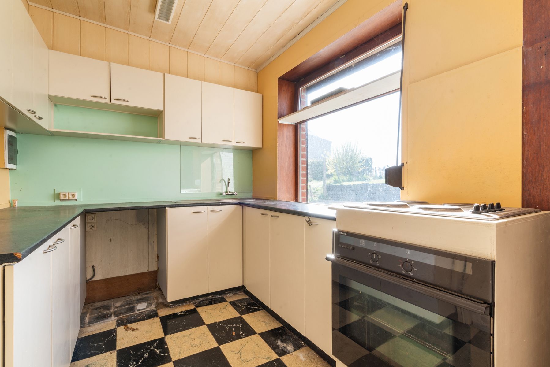 Te renoveren HOB met 3 slaapkamers op begeerde ligging  foto 5