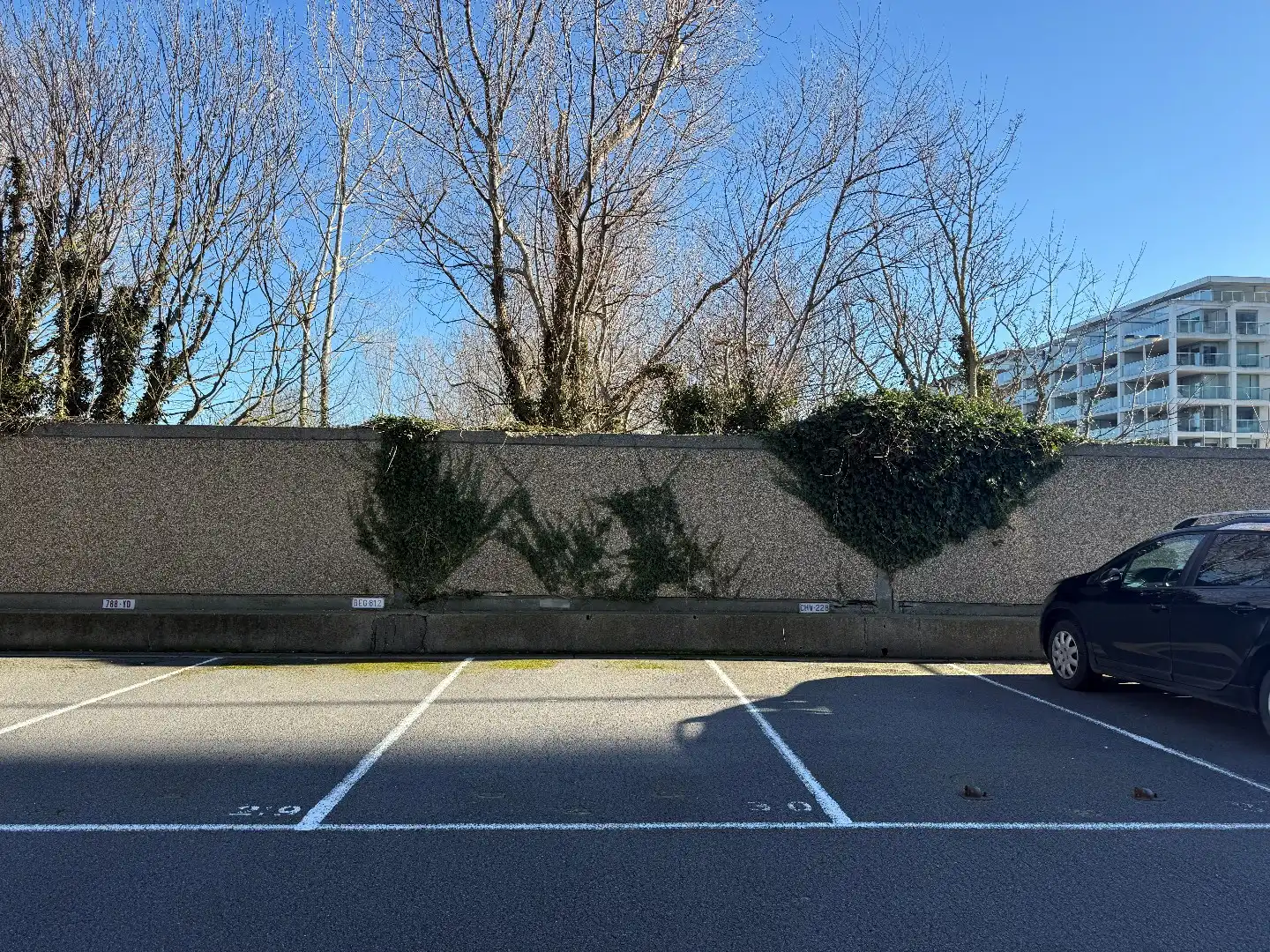 Parkeerplaats te huur Troonstraat 38 - - 8400 Oostende