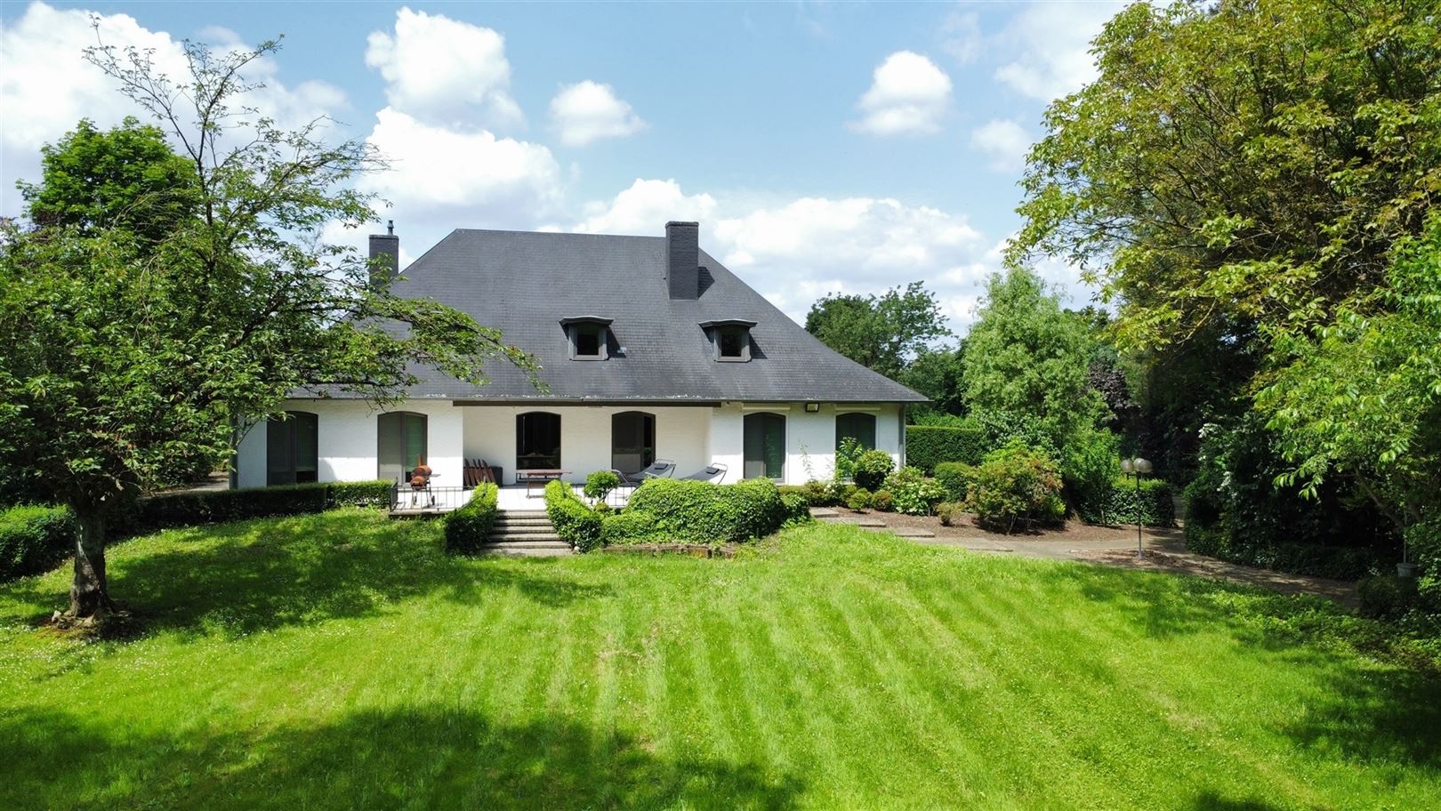 Gerenoveerde villa met verschillende mogelijkheden foto 27