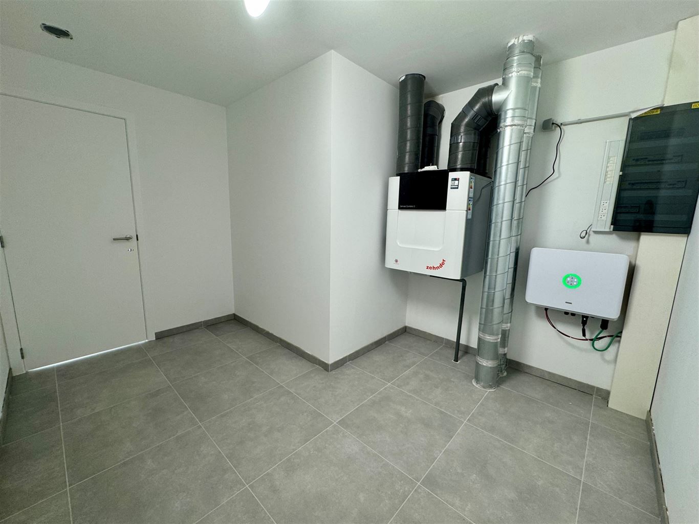 Prachtige, energiezuinige nieuwbouwwoning met 20 zonnepanelen, 3 slaapkamers en tuin op een rustige locatie nabij Maaseik foto 22