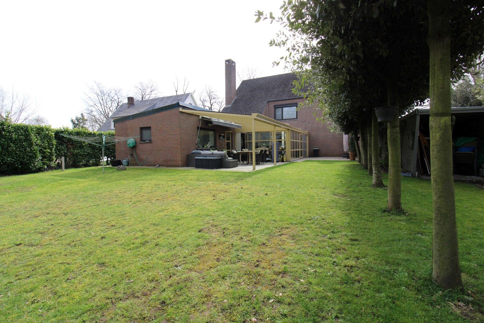 Ruime villa, kangoeroewoning, vrij beroep foto 8