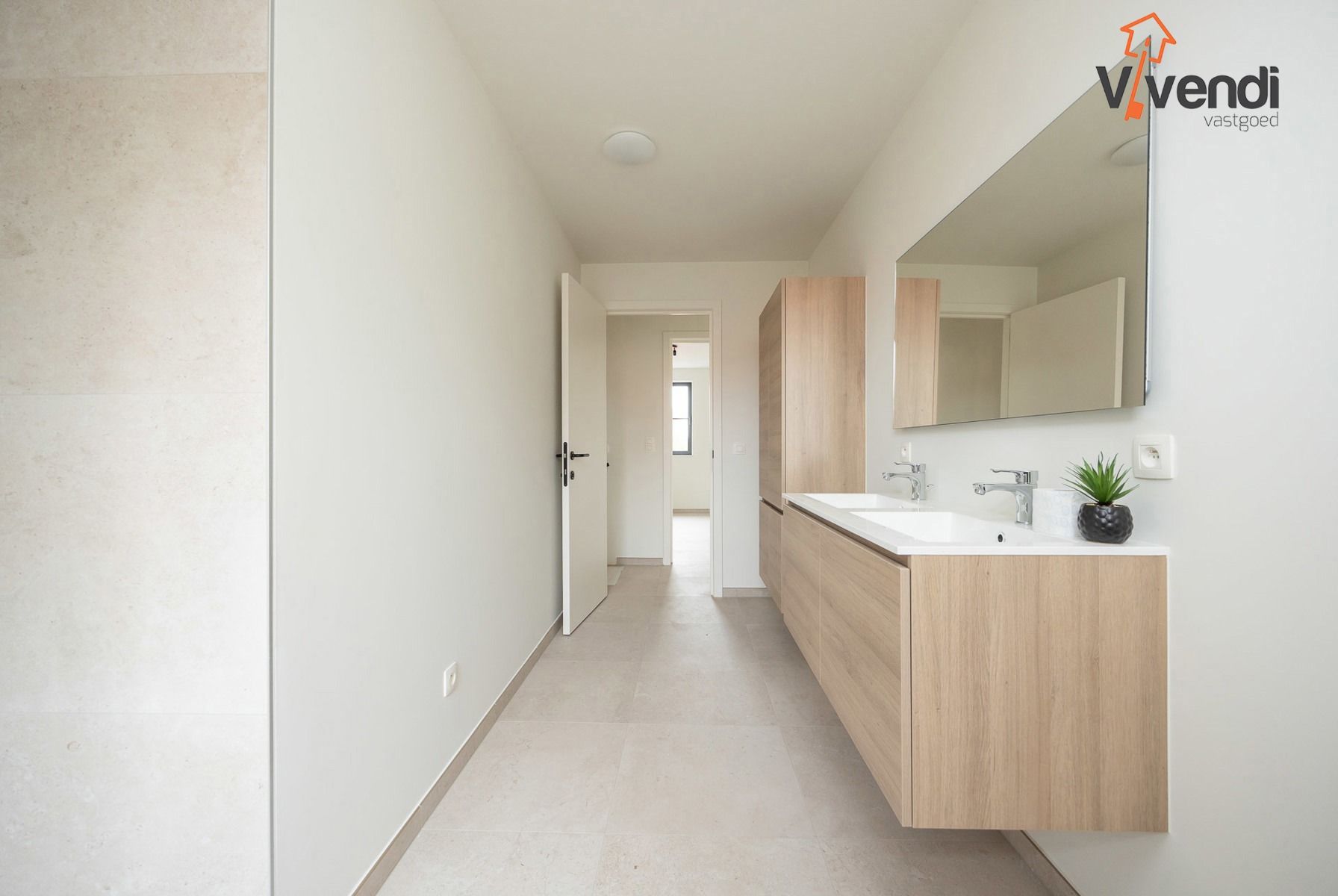 Stijlvol wonen in de schaduw van de St-Michielskerk. foto 10