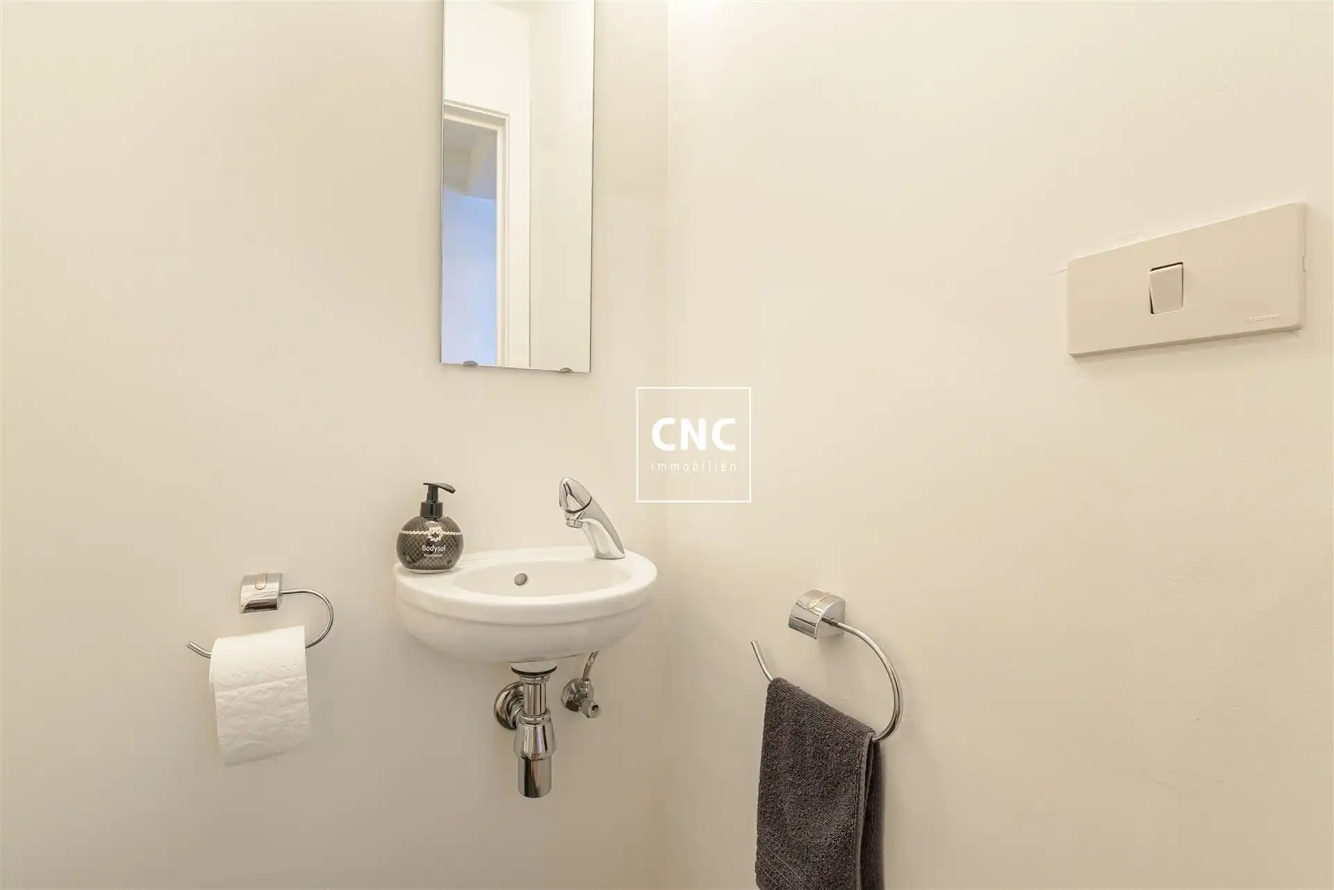Instapklaar 2-slaapkamerappartement op centrale ligging foto 9