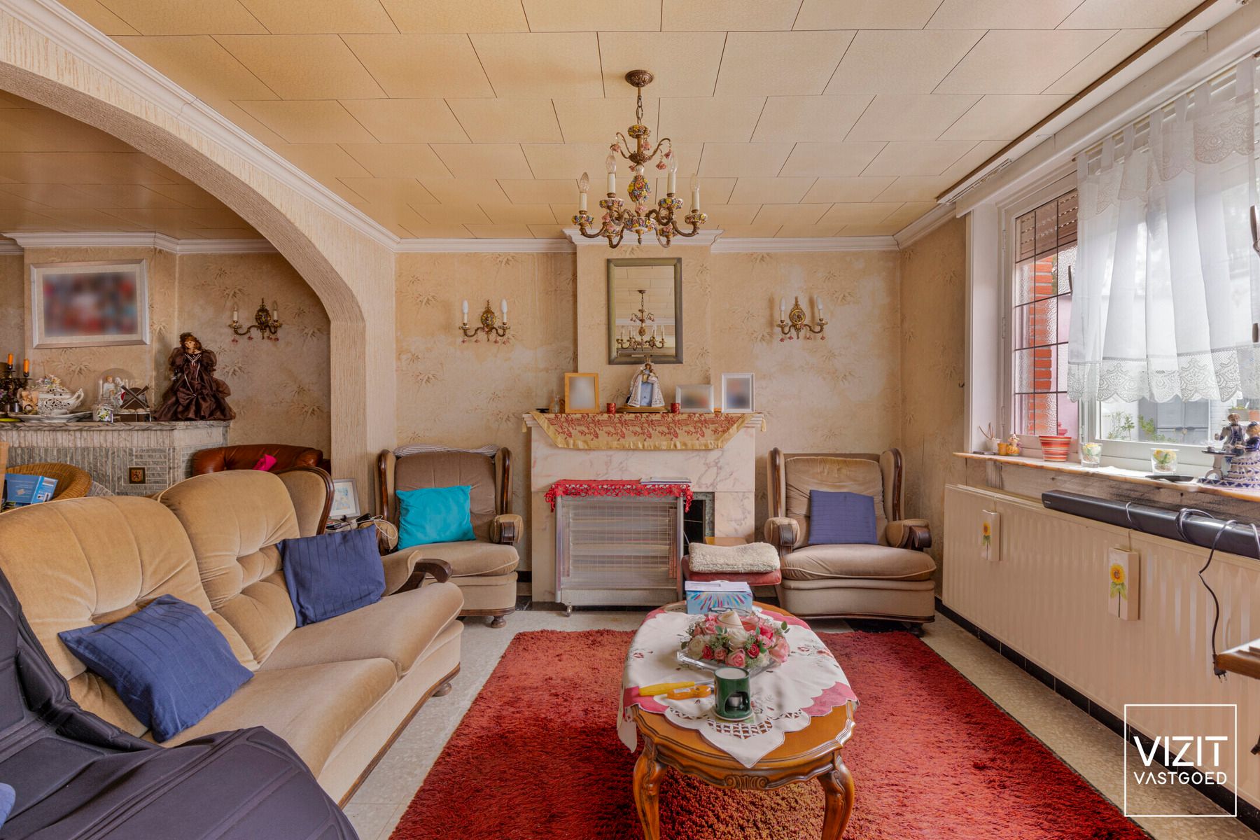 Volledig te renoveren woonhuis met garage foto 5