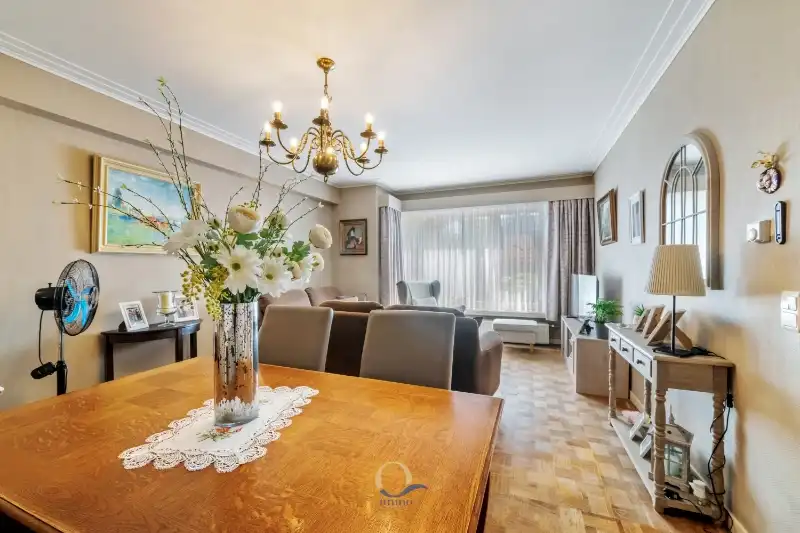 Lichtrijk 1-slaapkamerappartement aan het Prinses Stefanieplein foto 3