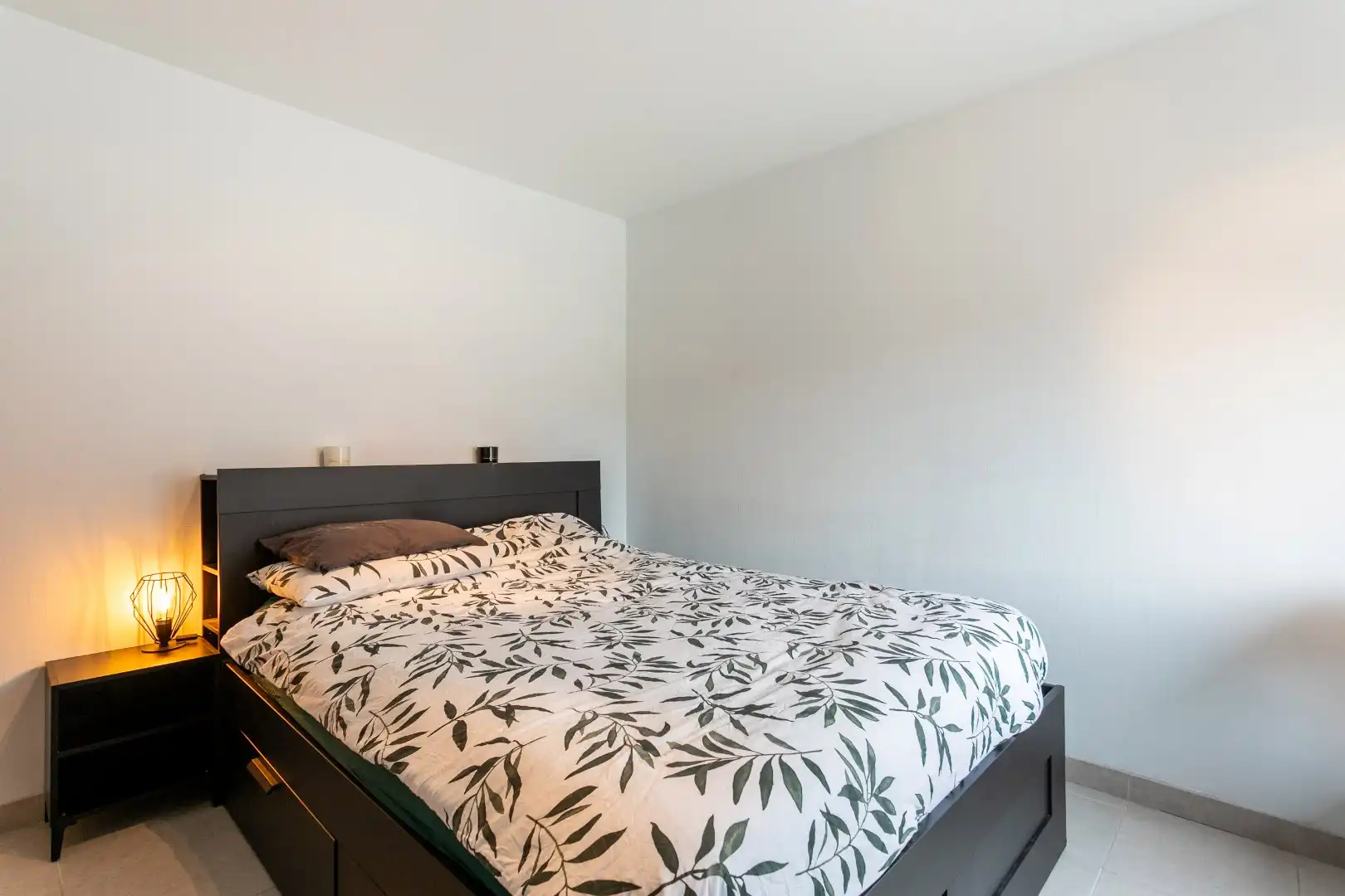 Instapklaar gelijkvloersappartement met 3 slaapkamers en tuin foto 13
