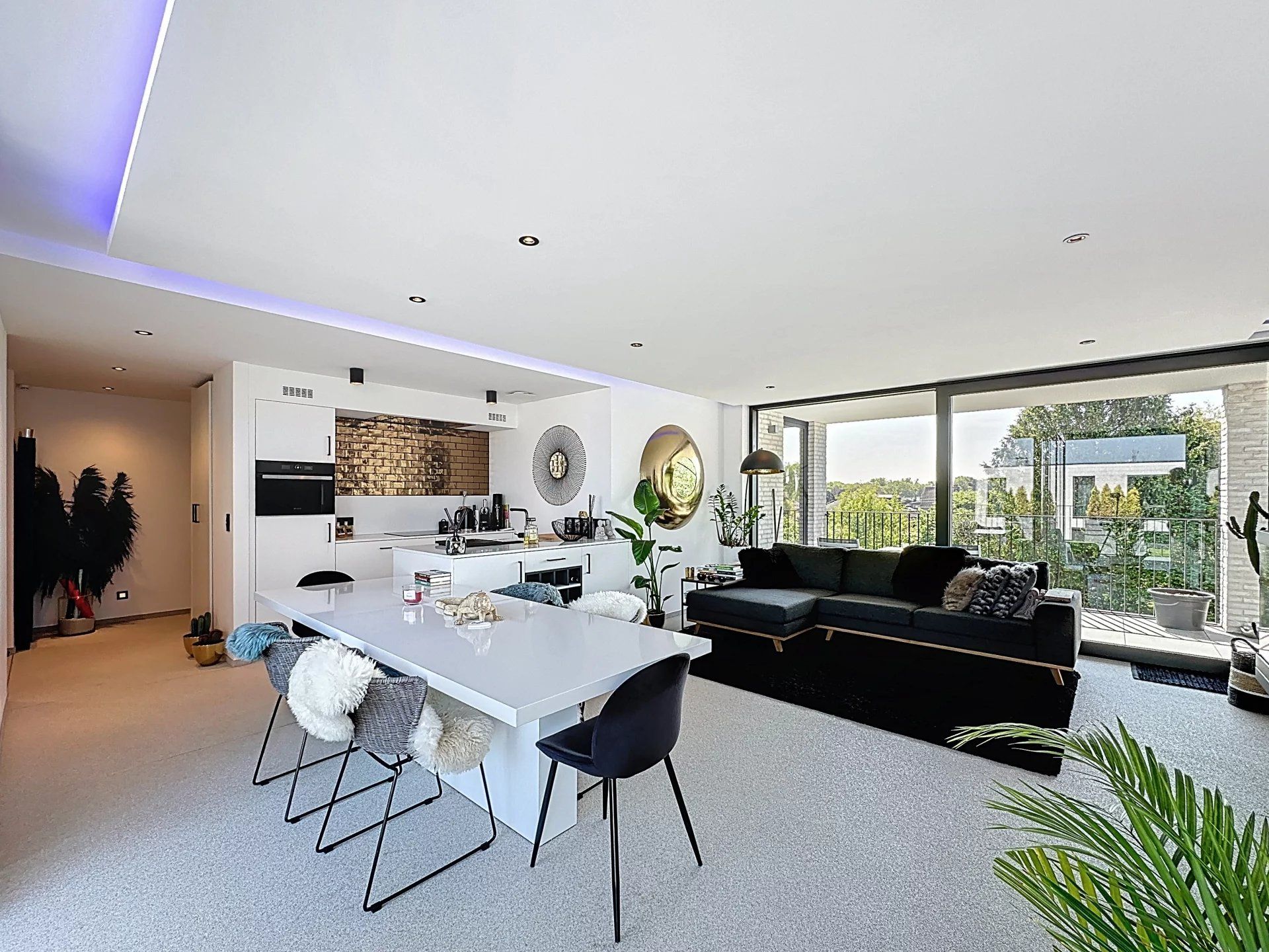 Modern dakappartement met 2 terrassen, prachtig uitzicht en luxueuze afwerking. foto 9