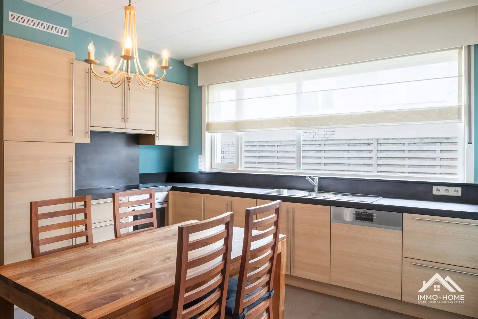 Instapklare vrijstaande bungalow met zonnepanelen op een topligging!  foto 10