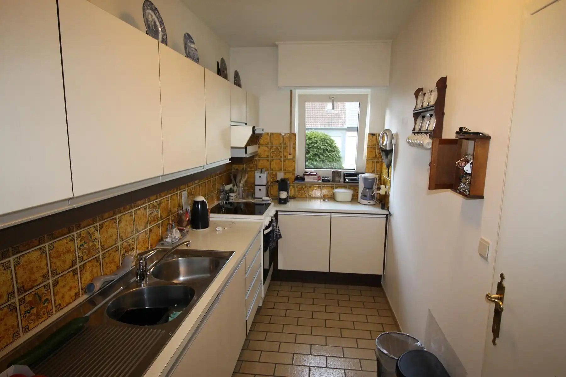 Drieslaapkamerappartement met  garagebox  te HEIST-OP-DEN-BERG foto 5