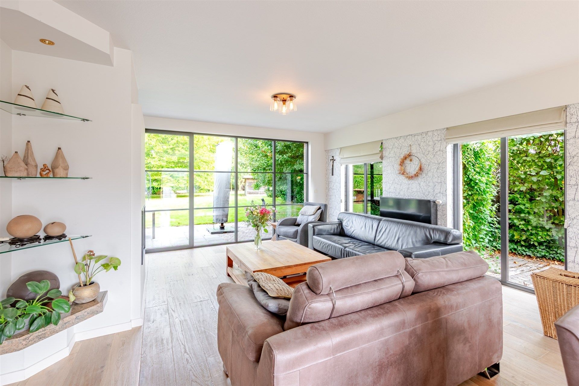 Ruime villa met 4 slks op topligging in Ten-Ede foto 4