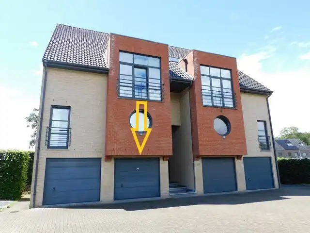 Duplex appartement met groot terras en garage foto 16