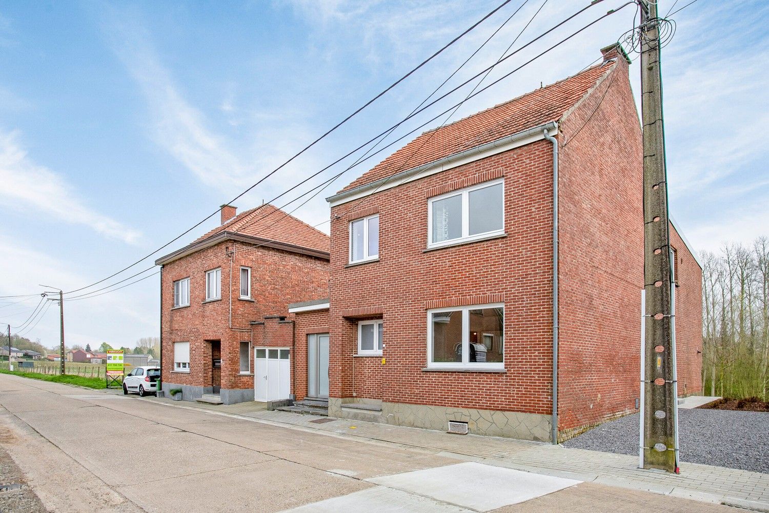 Volledig vernieuwd appartementsgebouw met twee drie slaapkamer appartementen met tuin. foto 5