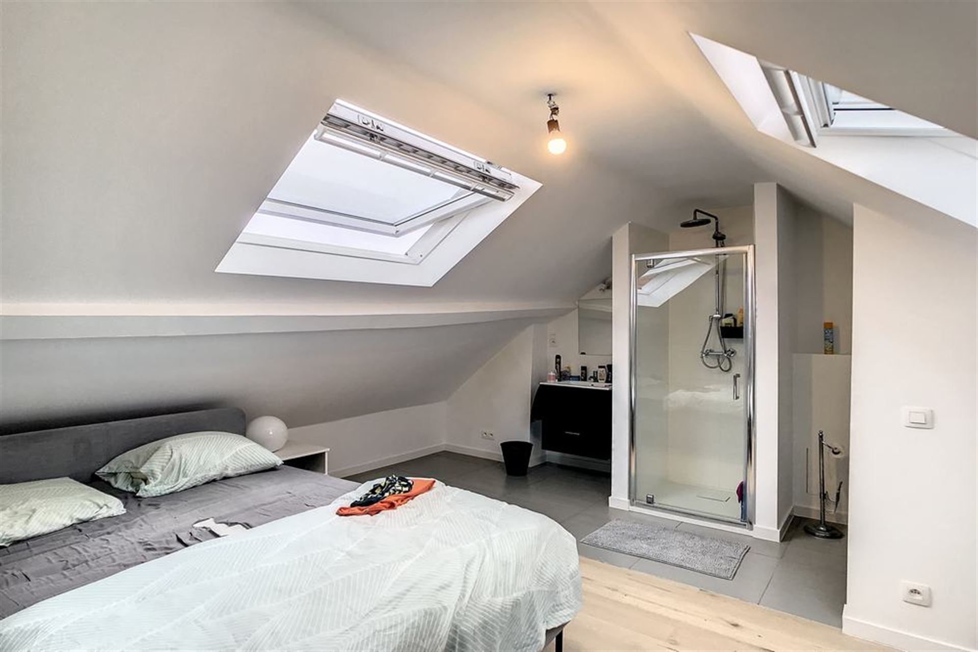 Recent gerenoveerd appartement foto 10