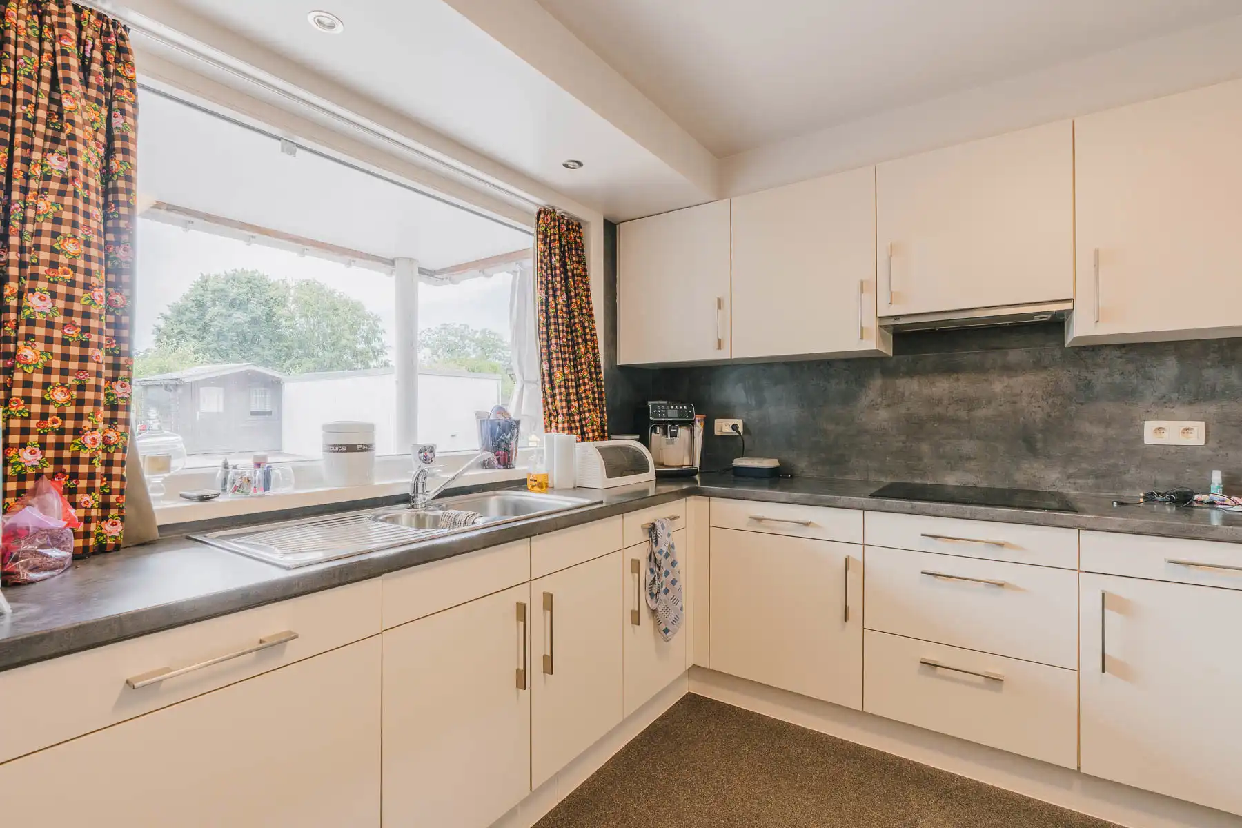 Instapklaar appartement op gelijkvloers foto 17