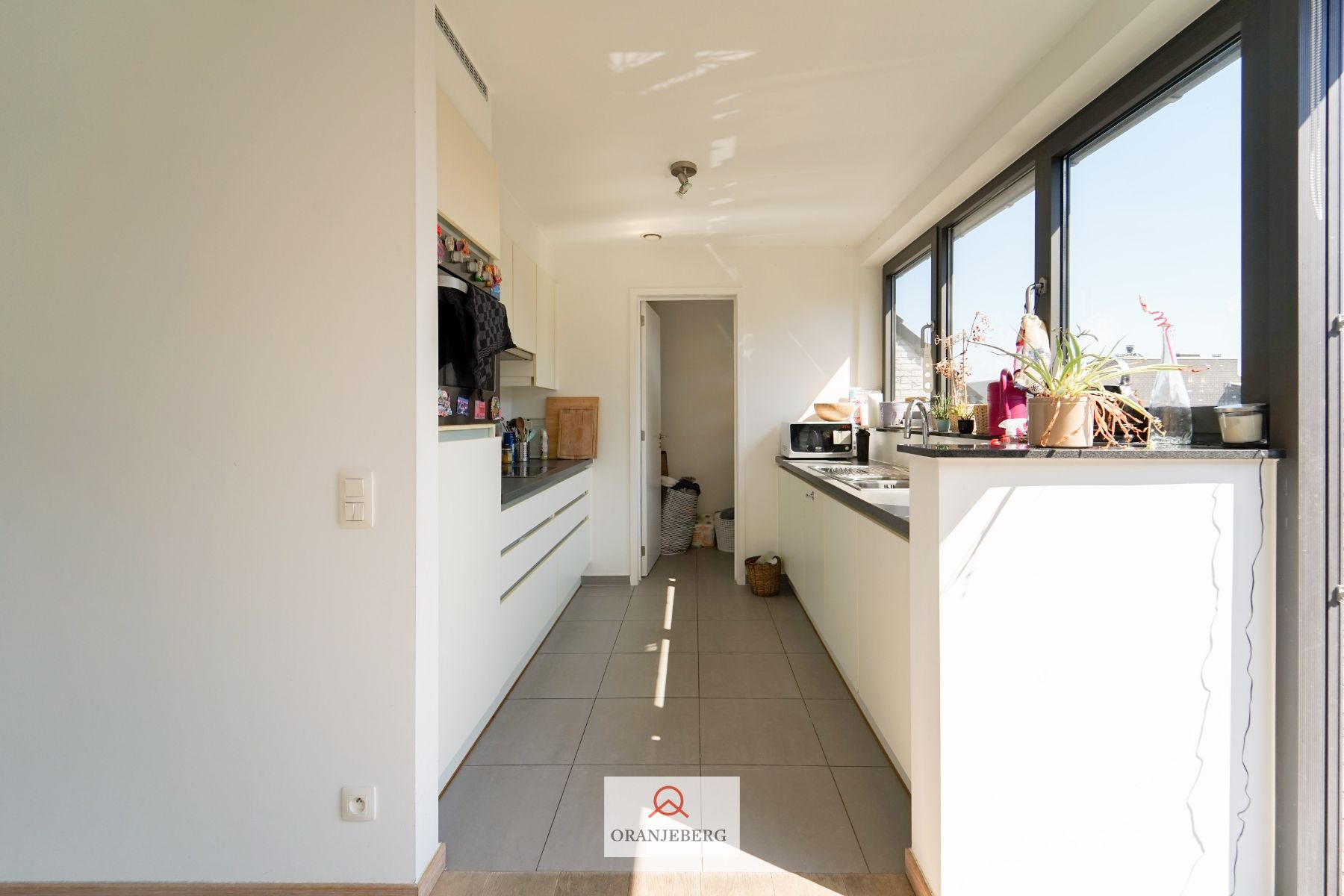 Ruim 2-slaapkamer appartement met terras centrum-Gent nabij Zuid foto 11