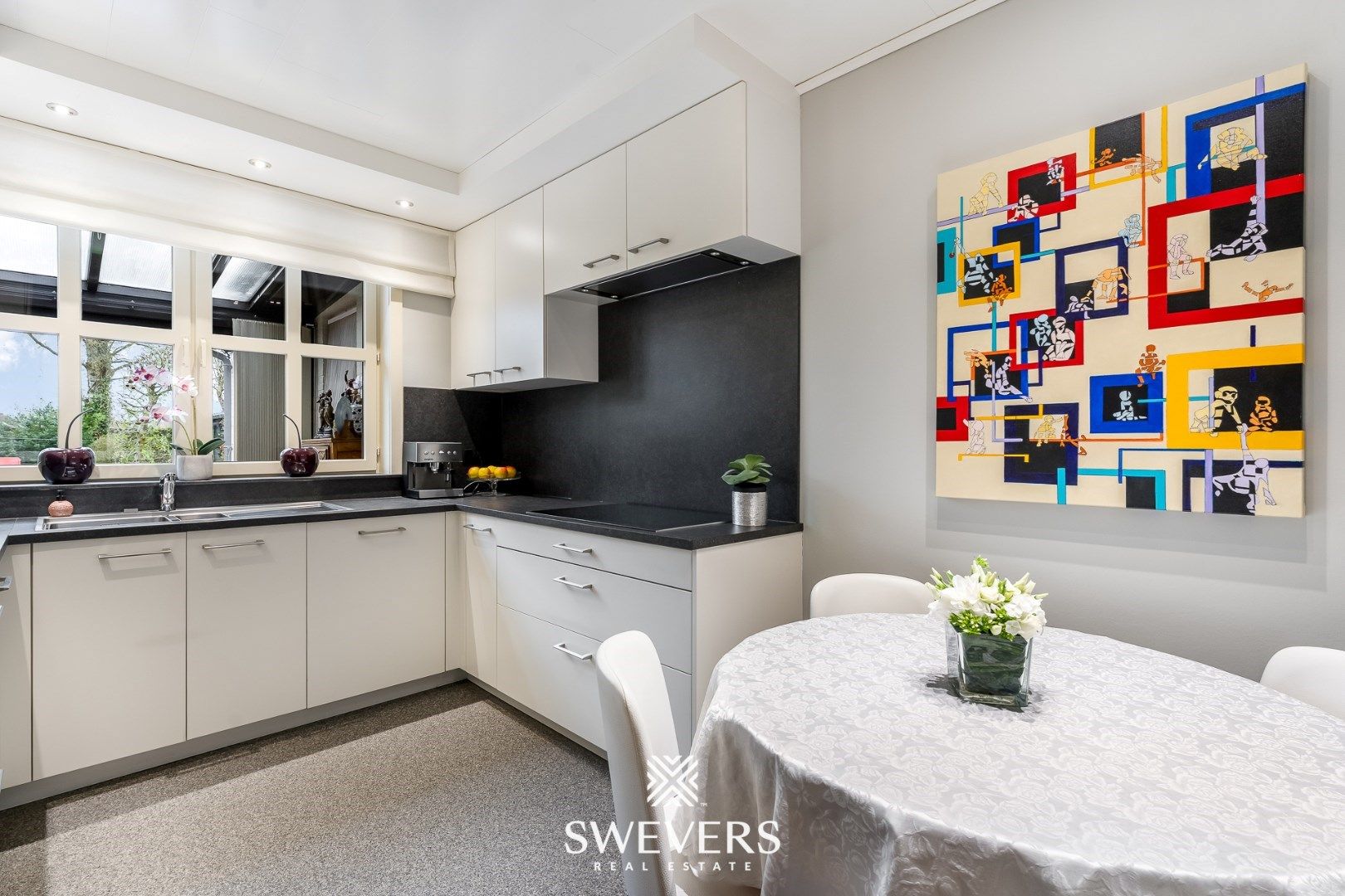 Instapklare woning met 5 slaapkamers op een zonnig perceel van 12a 50ca foto 12