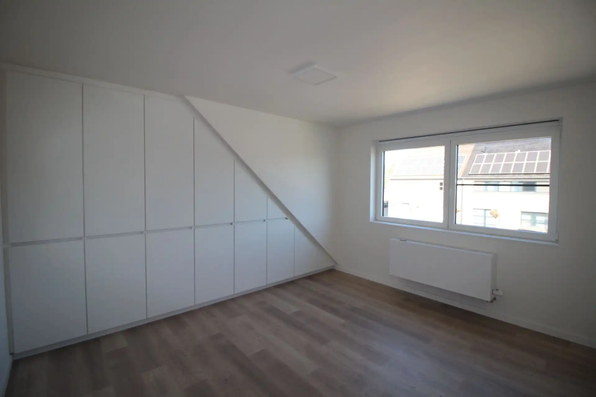 Woning, 3 slpks, voorzien van de nieuwste technieken. foto 14