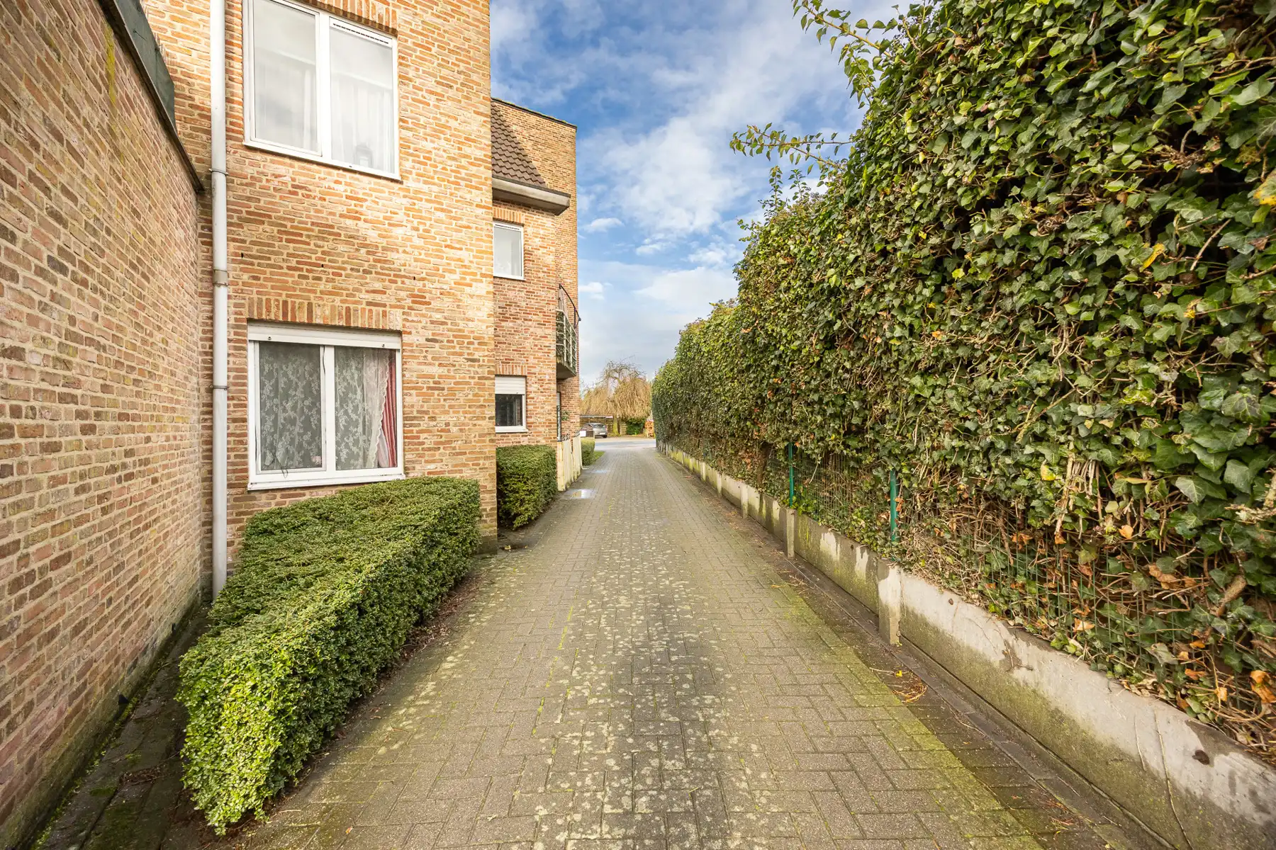 Opbrengsteigendom met 4 appartementen te koop foto 23