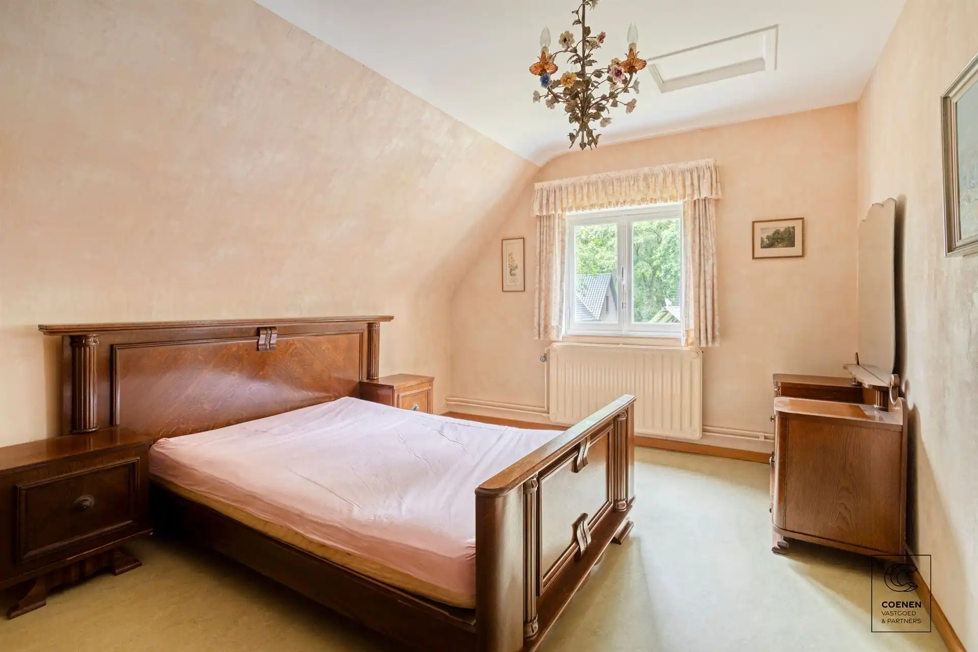 Te renoveren woning op een TOPlocatie te Schilde! foto 15