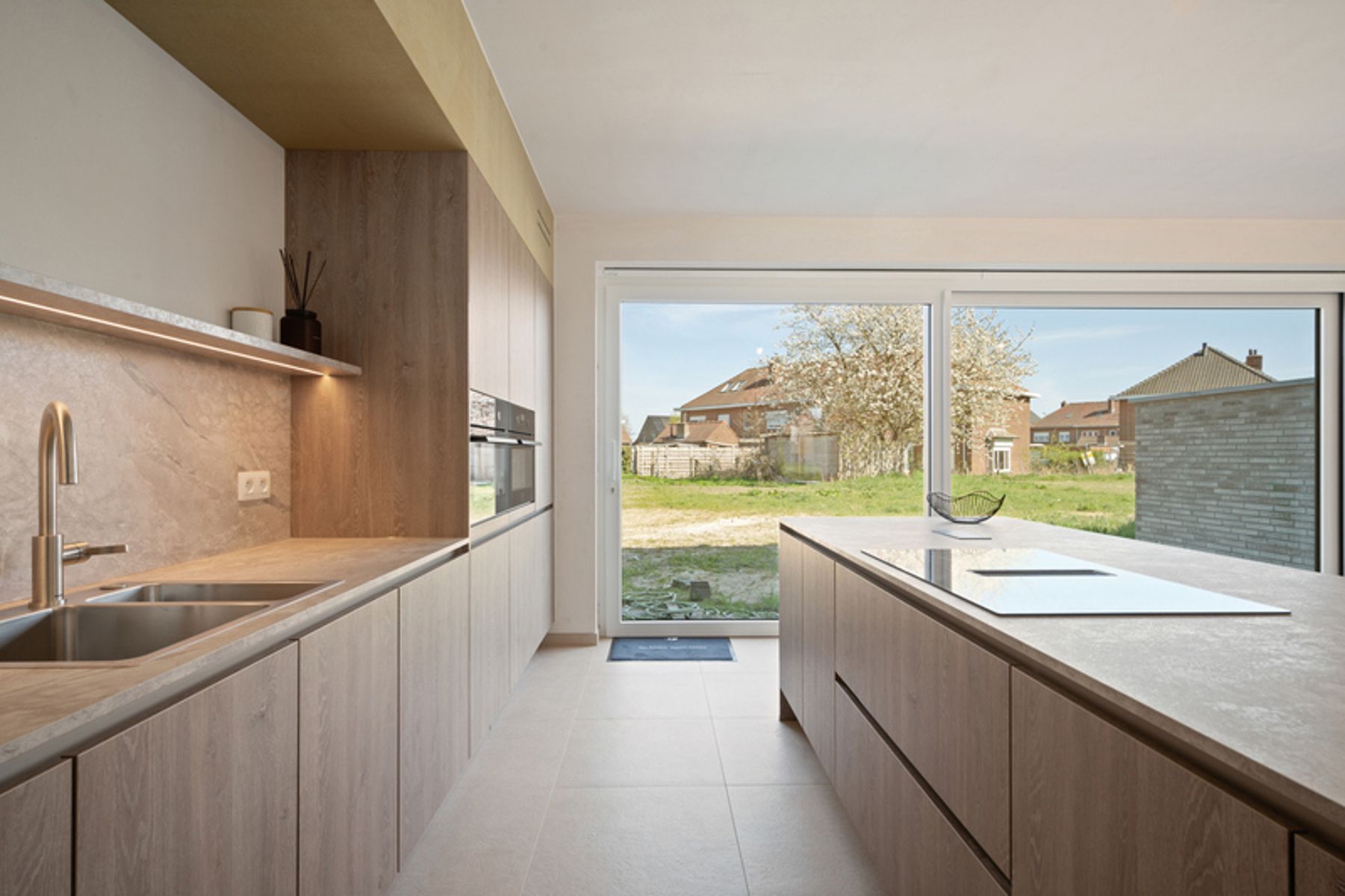 Tijdloze, halfopen woning foto 5