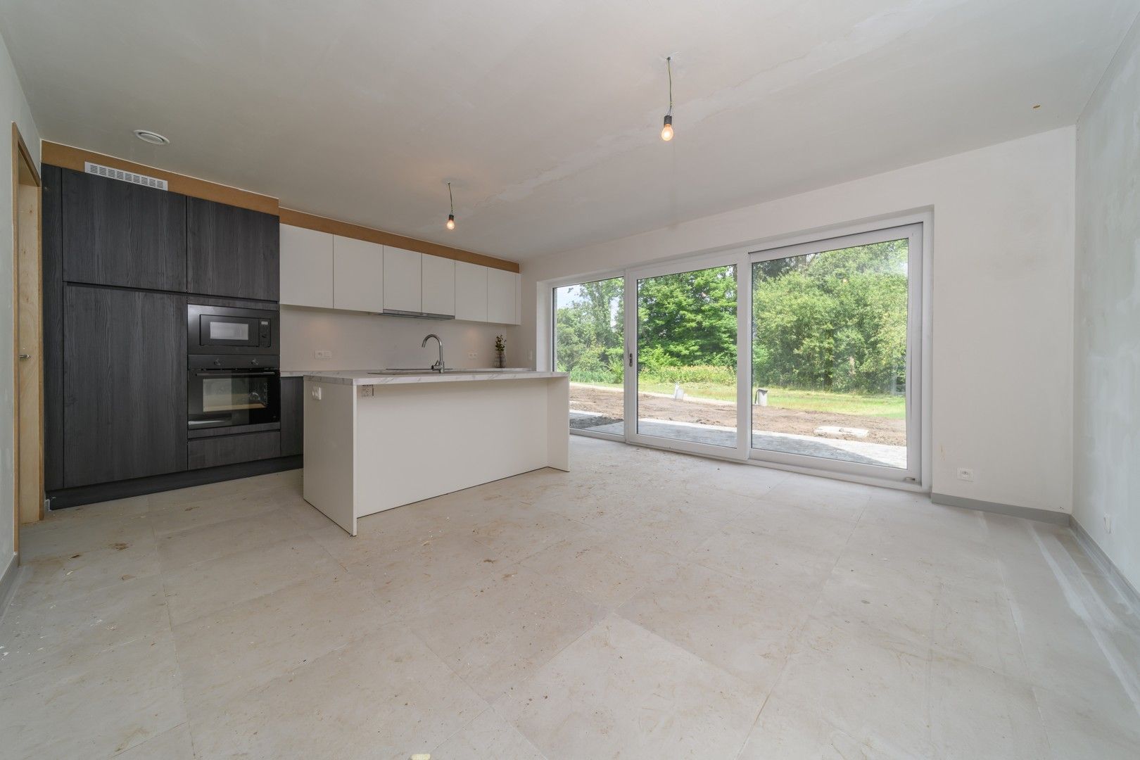 Nieuwbouwwonig met eigen parkeerplaats te Haaltert foto 2