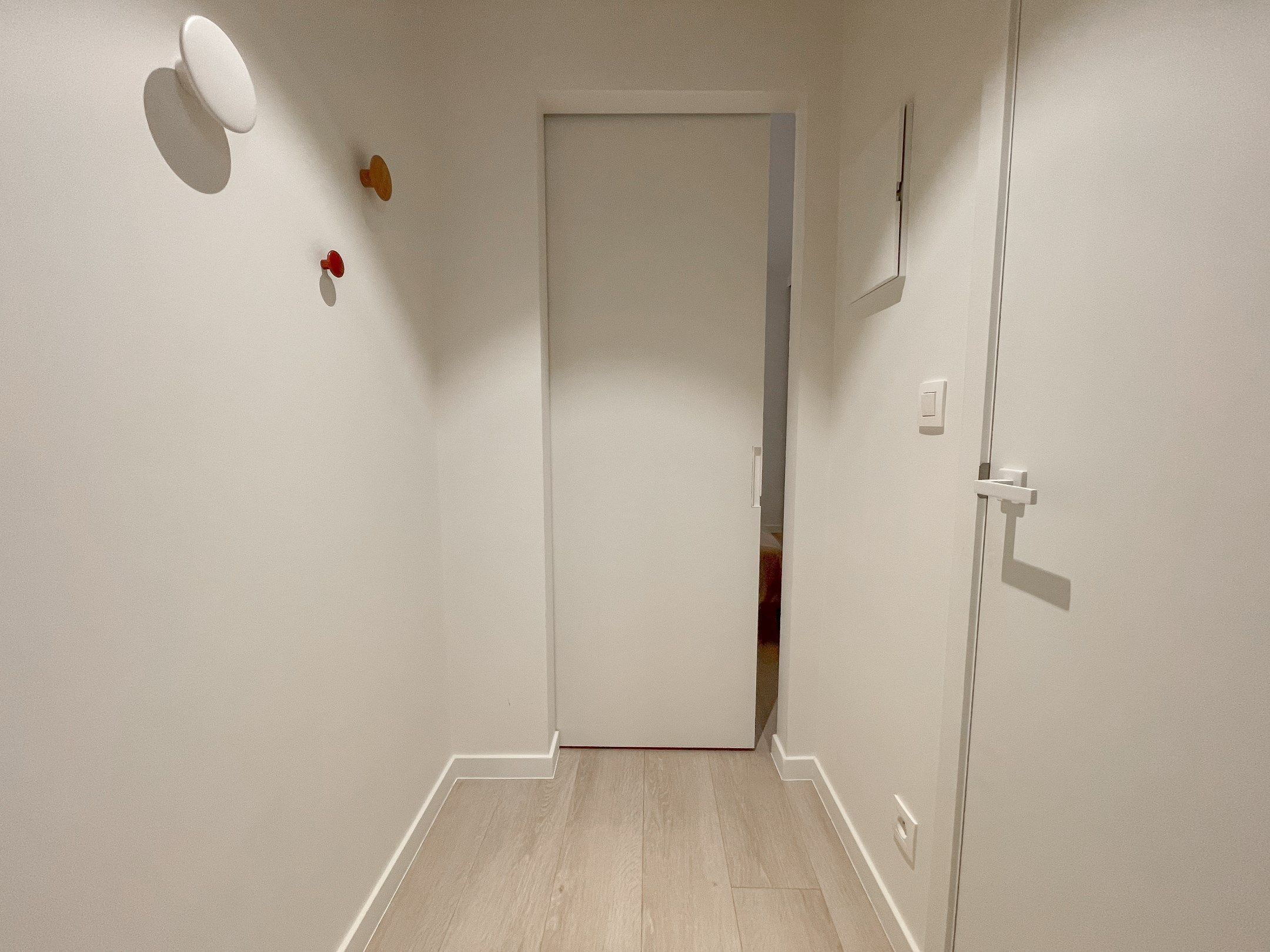 Recent tijdloos gerenoveerd appartement met zijdelings zeezicht. foto 14
