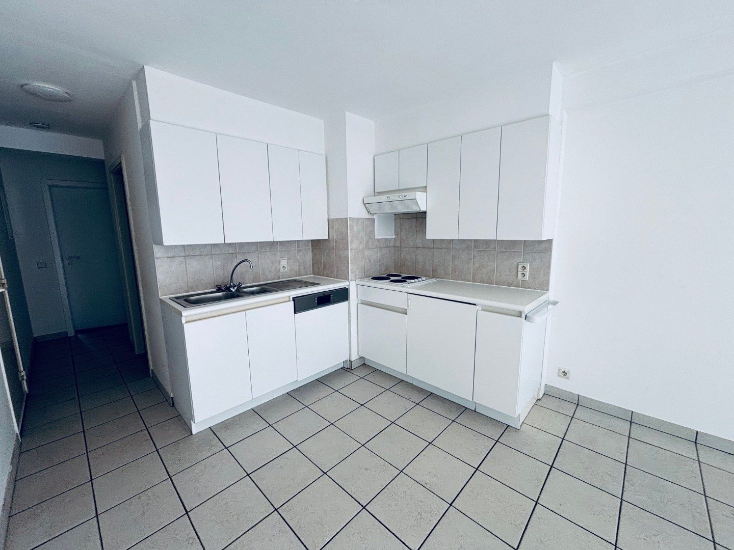 Functioneel appartement met standplaats en berging op voetstap van de zeelijn foto 7