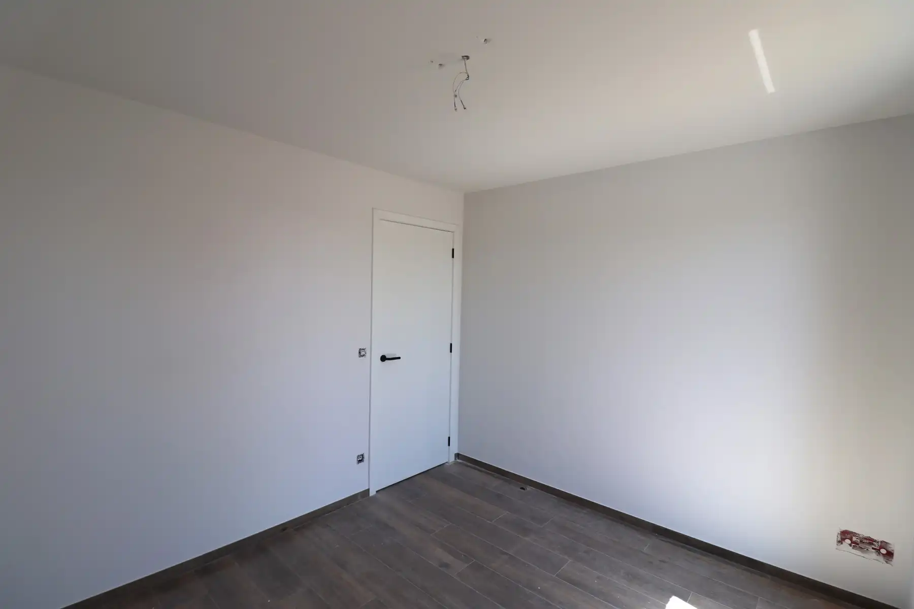 Energiezuinige nieuwbouwwoning met 4 slaapkamers, tuin en carport. foto 7