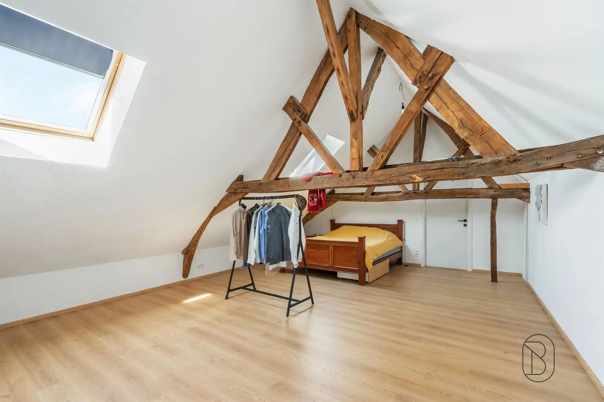 Karaktervolle herenwoning + kantoor en extra nieuwbouwwoning foto 25