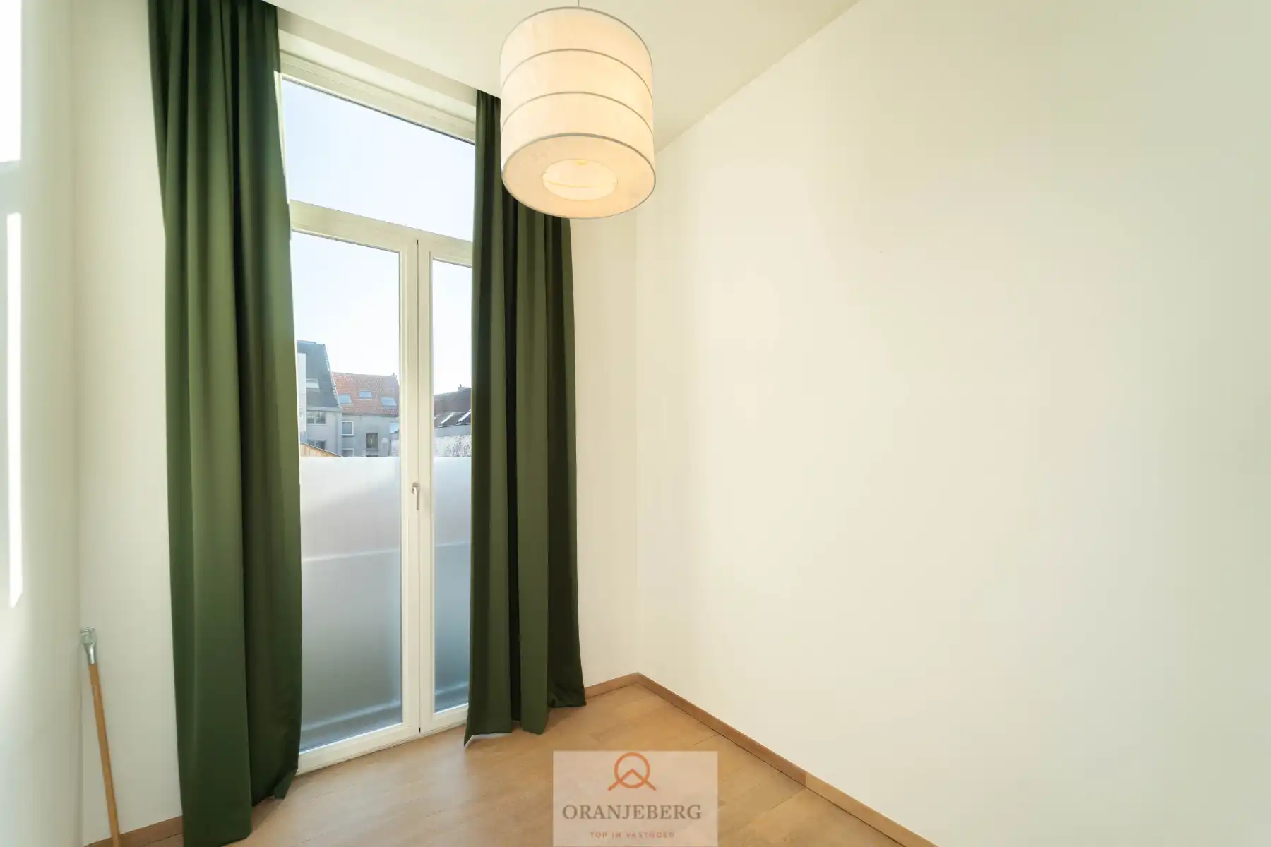 Luxueus ruim twee-slaapkamer appartement in Herenhuis - centrum Gent foto 20