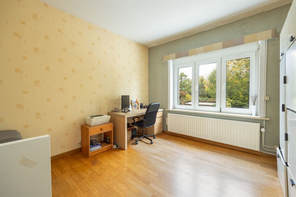 Ruime bel-etage met 3 slpk en gezellige tuin foto 8