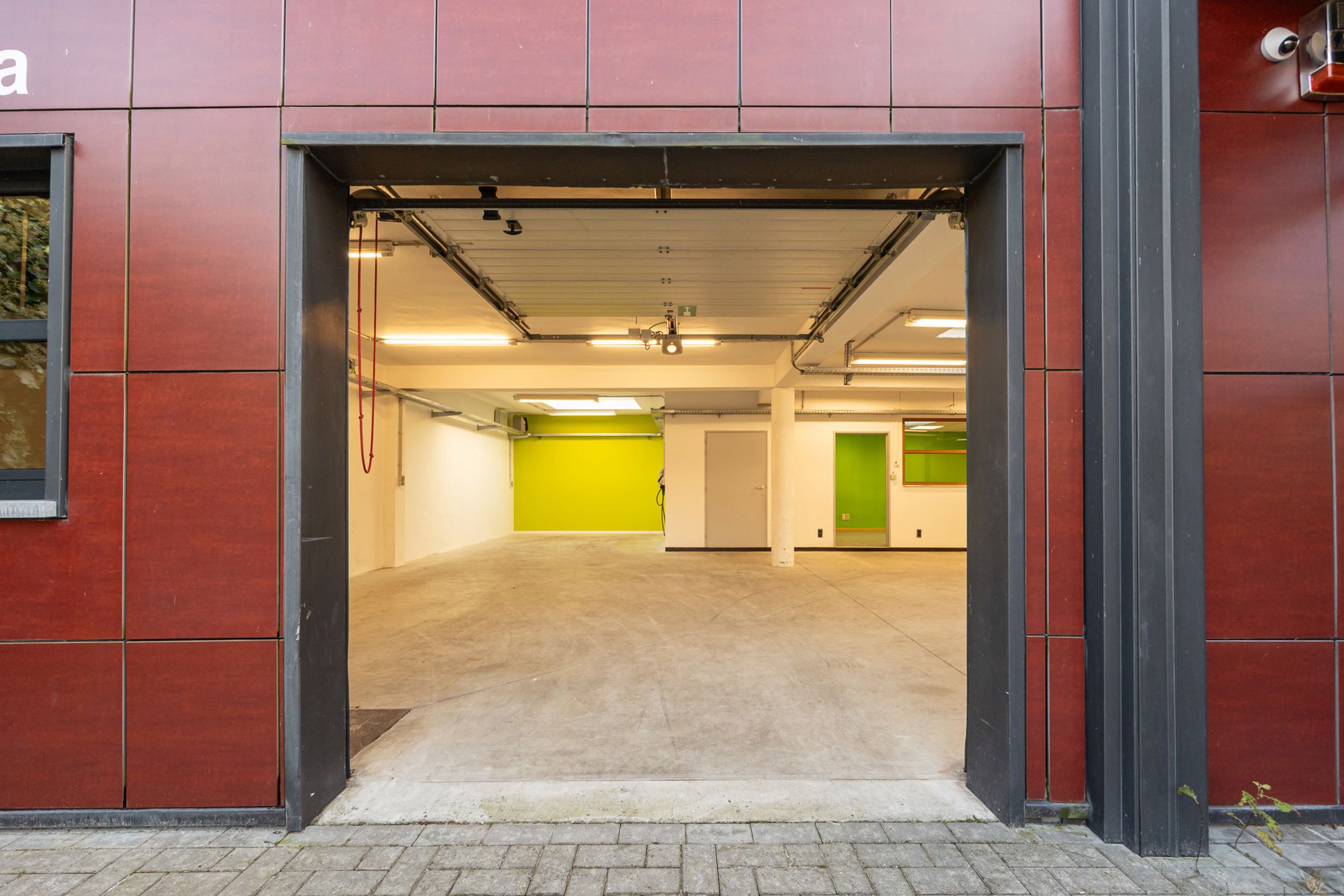 Moderne HOB met 4 slpks + kantoren en magazijnruimte  foto 41