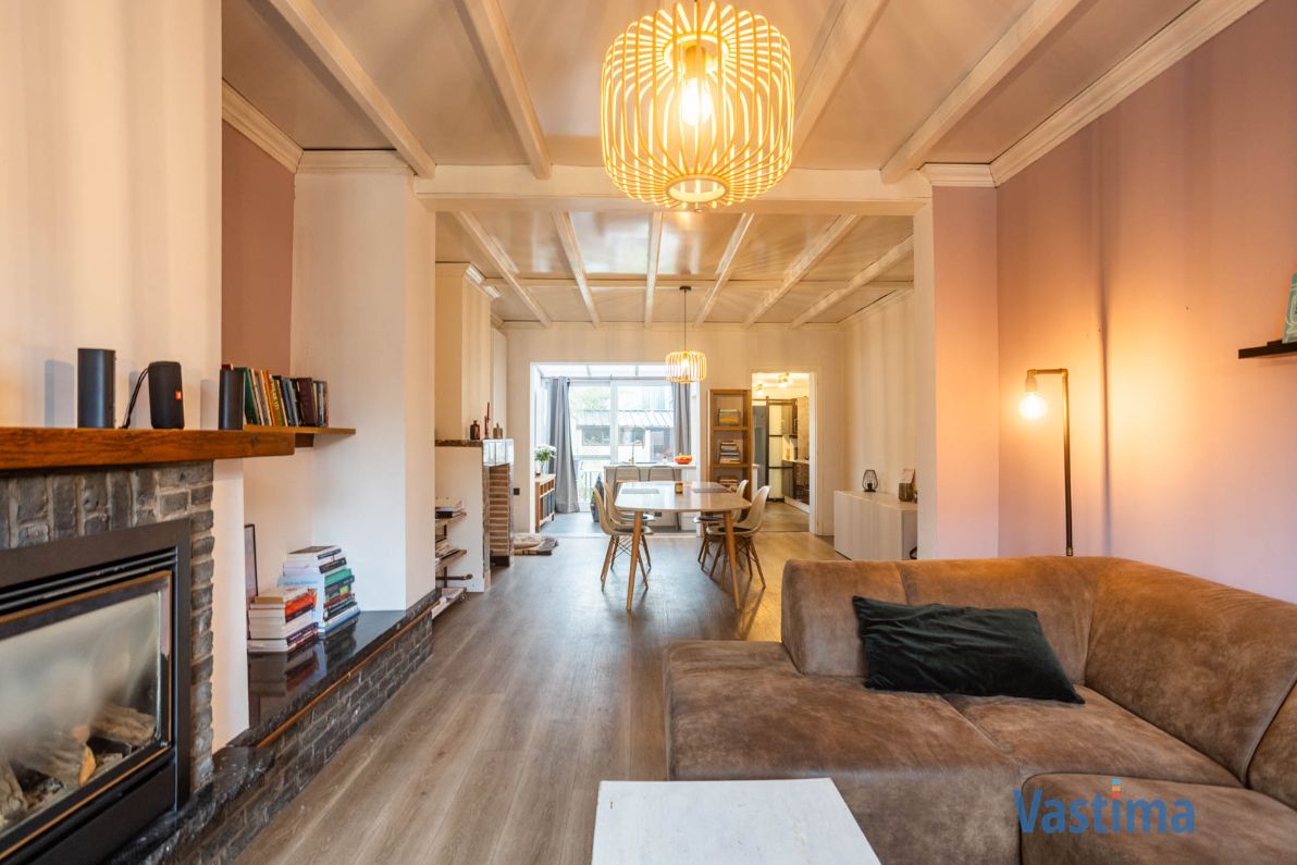 Gerenoveerde gezinswoning met tuin in Erembodegem foto 6