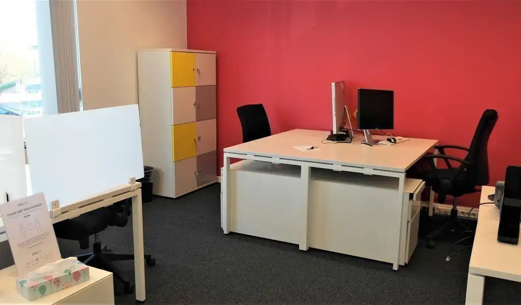 Full-service gemeubelde kantoren vlakbij E40 in Aalst foto 8