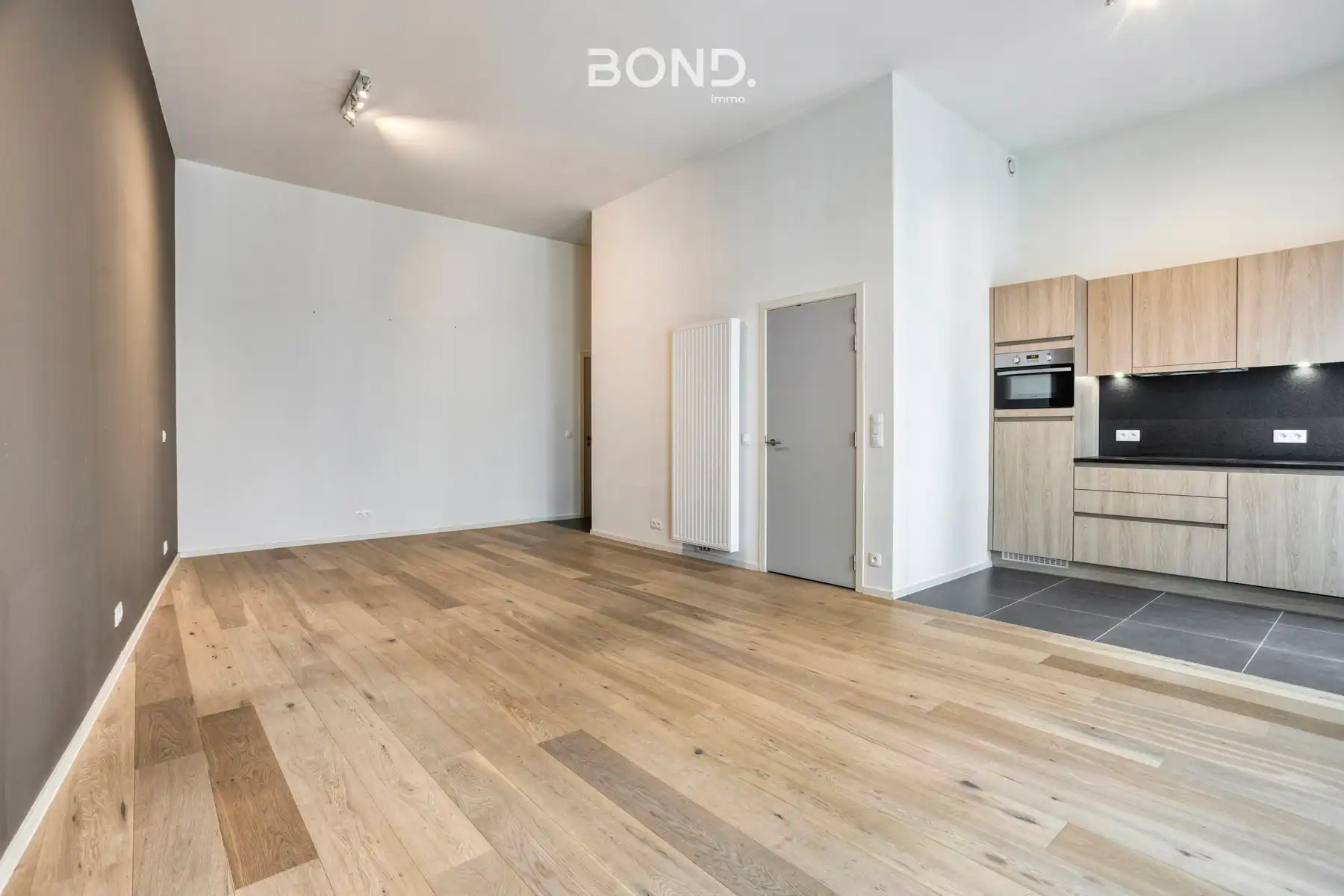 Prachtige studio te koop op toplocatie!  foto 5